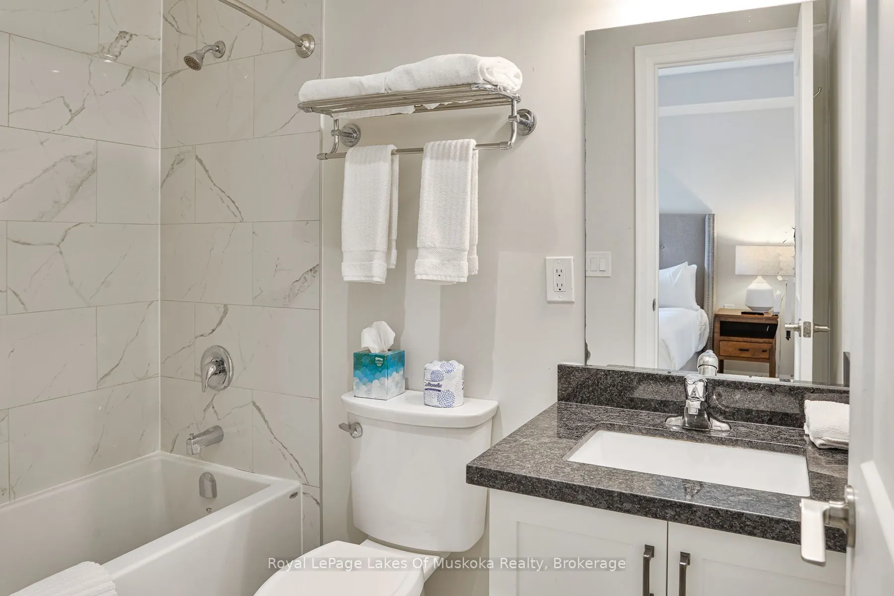 1869 Muskoka Rd 118 Road W, #6