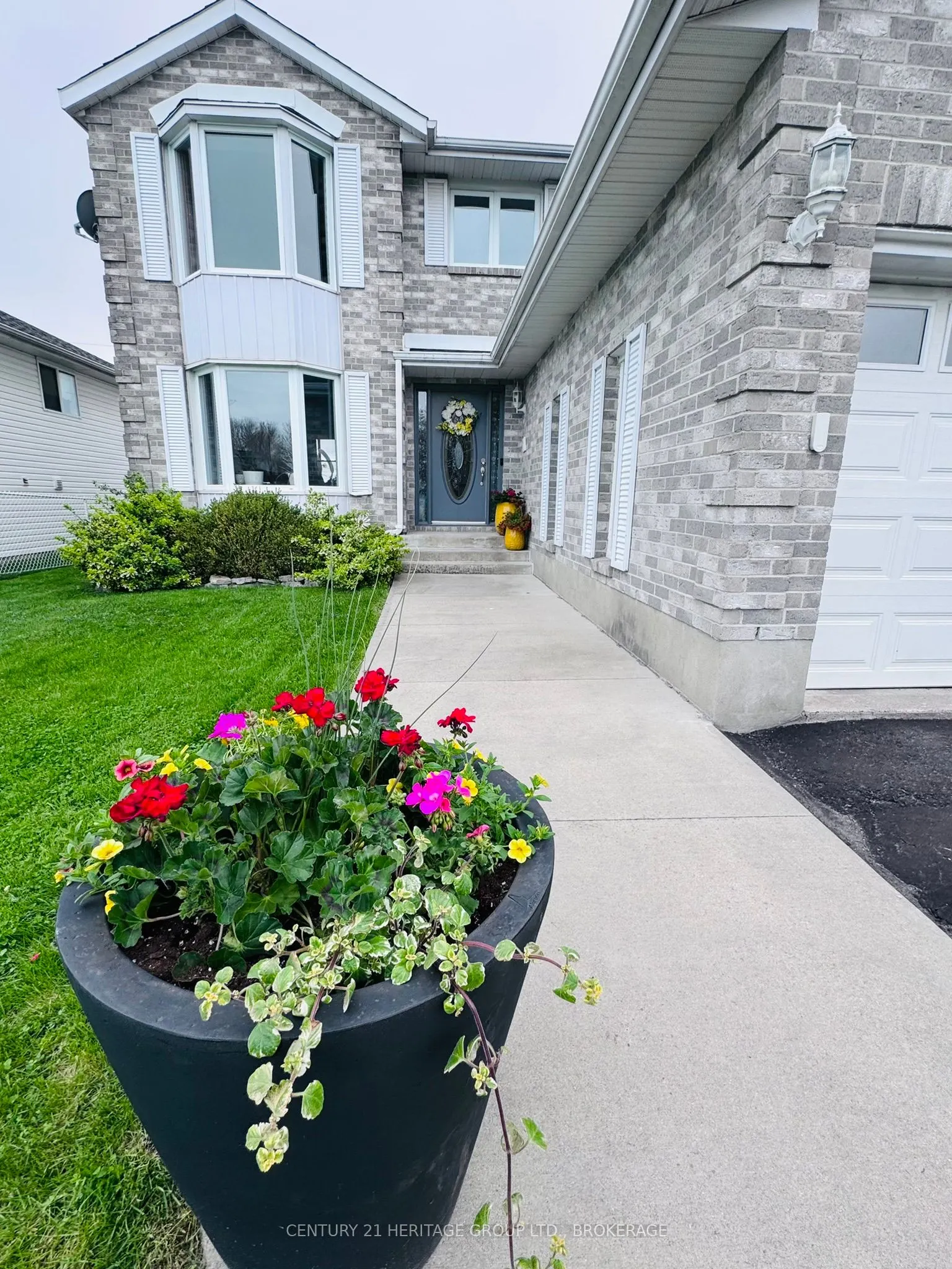 66 Angus Drive
