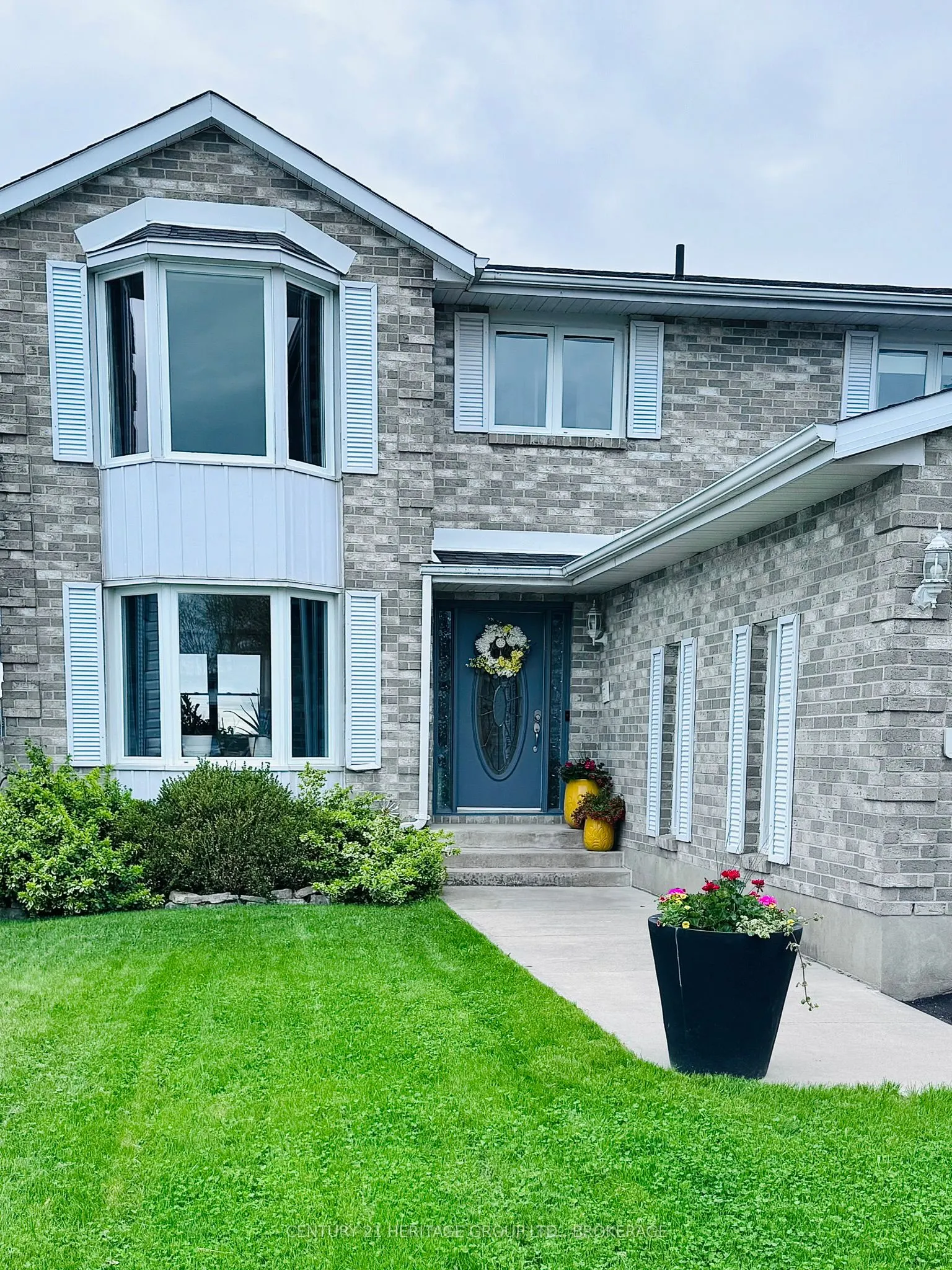 66 Angus Drive