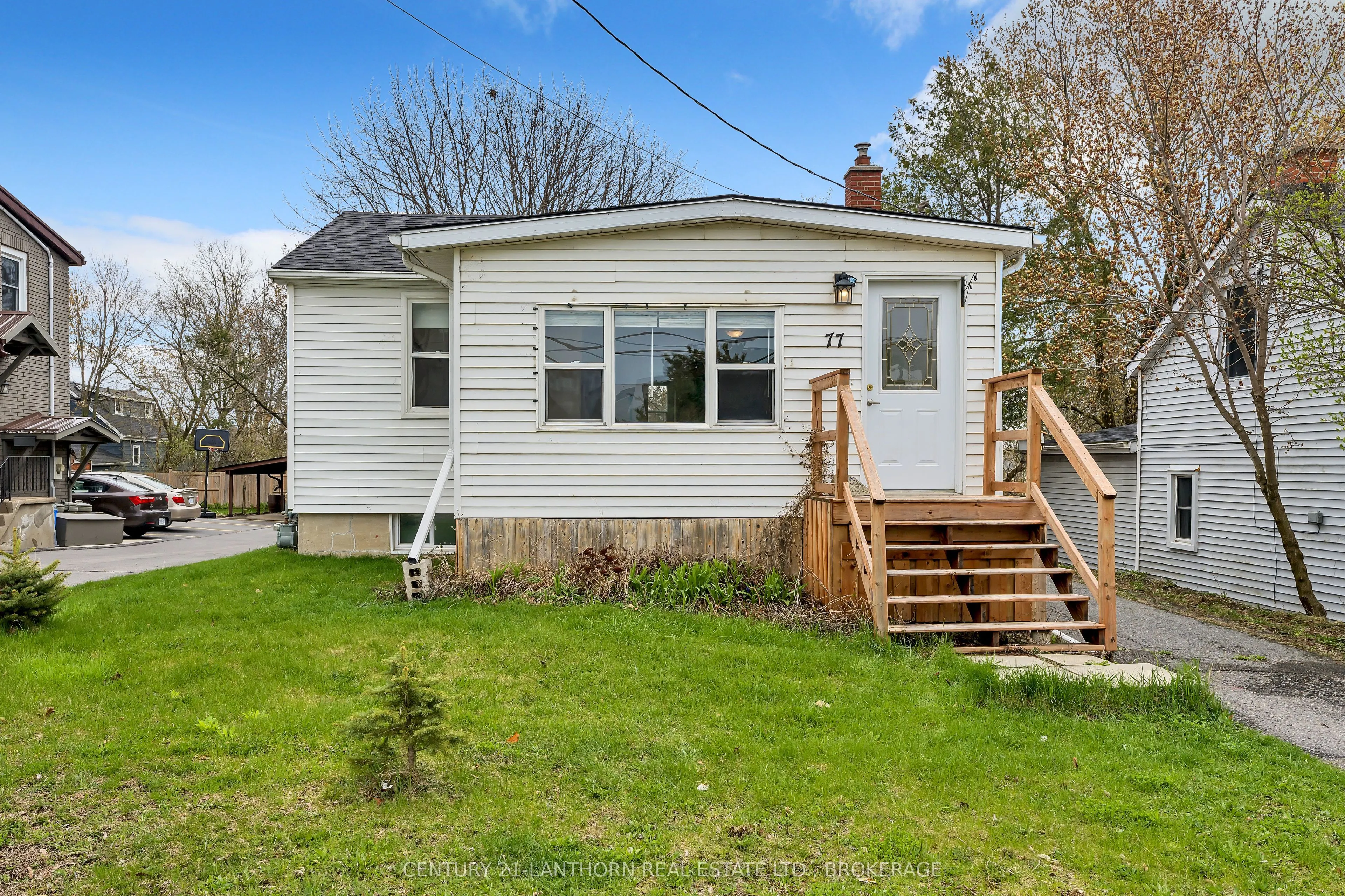 77 Portsmouth Avenue
