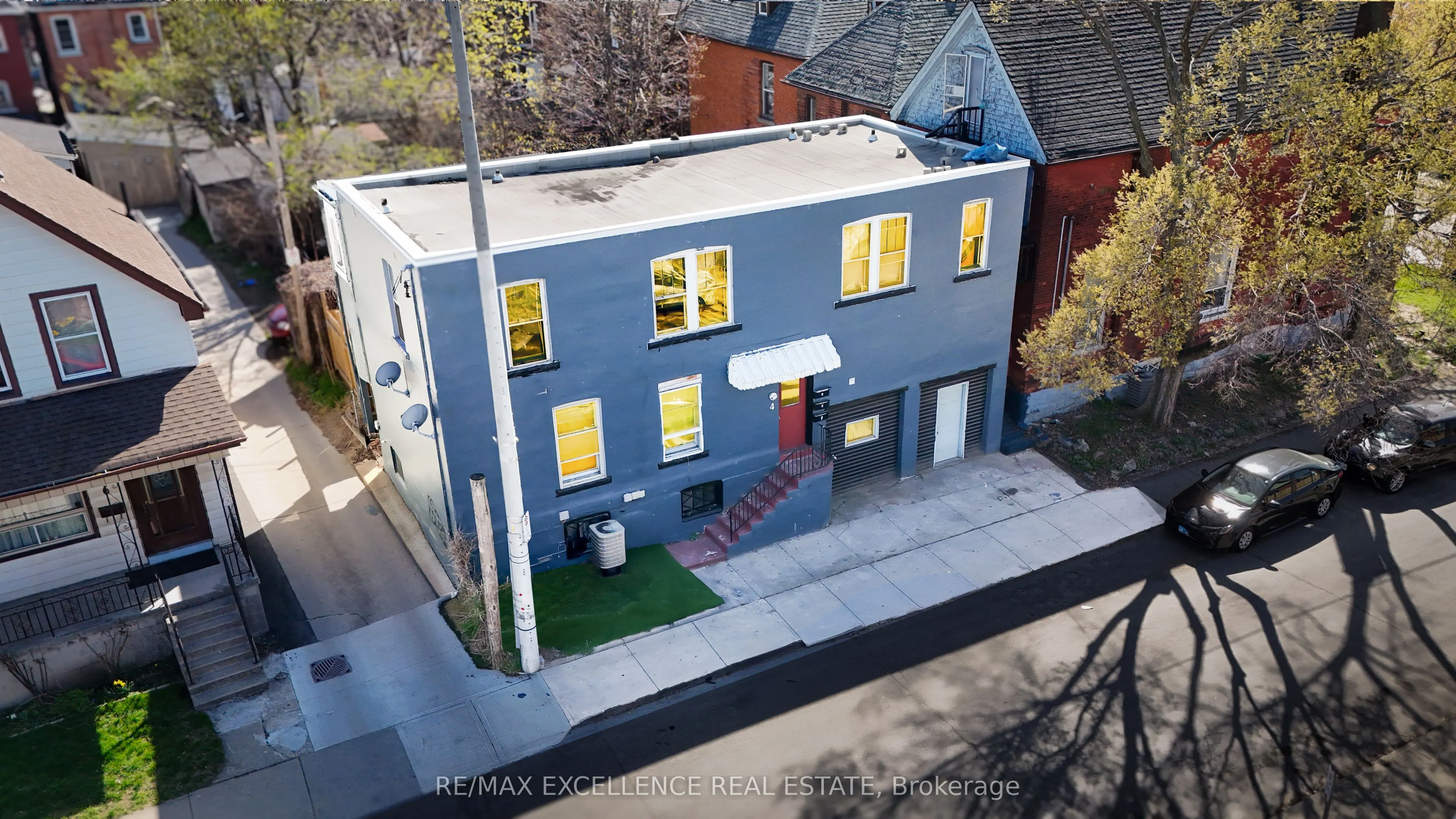 4 Rosemont Avenue