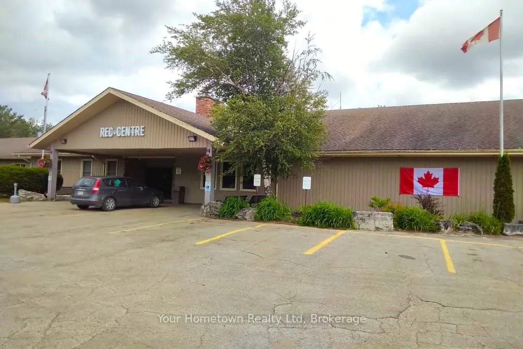 157 Cedar Crescent
