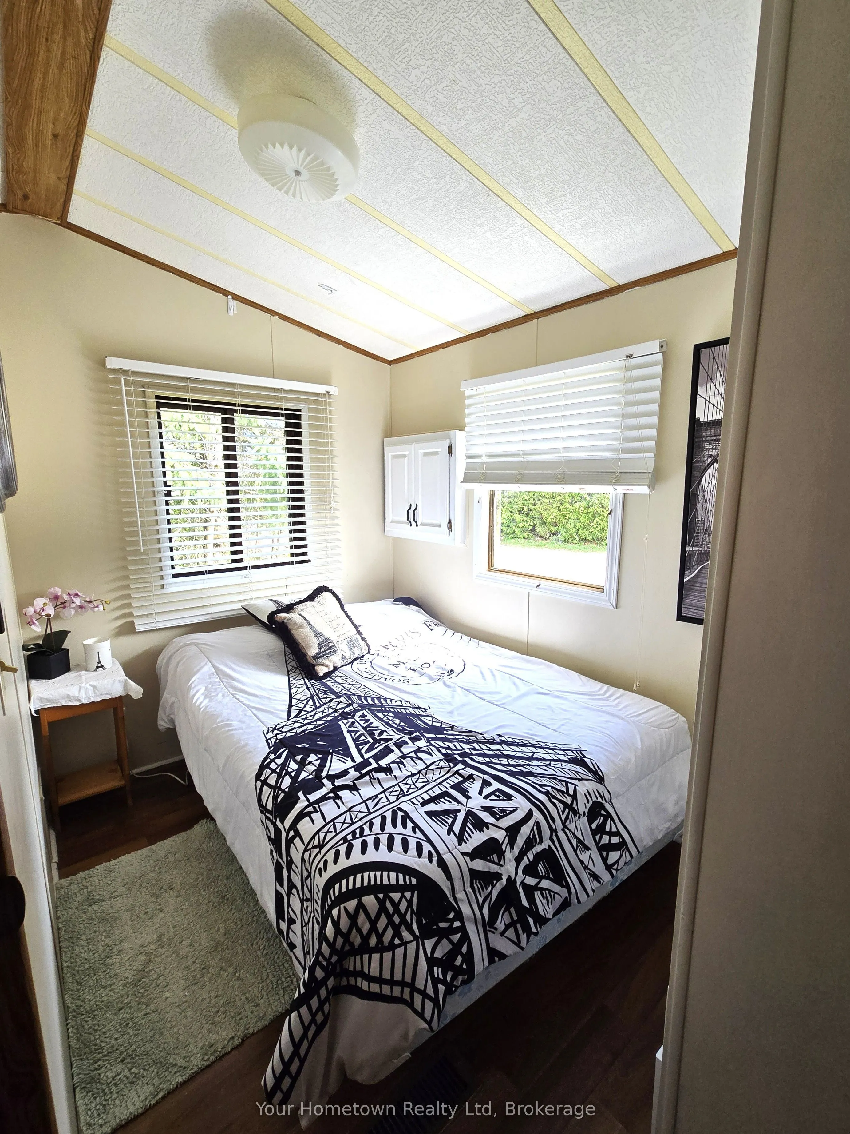 157 Cedar Crescent