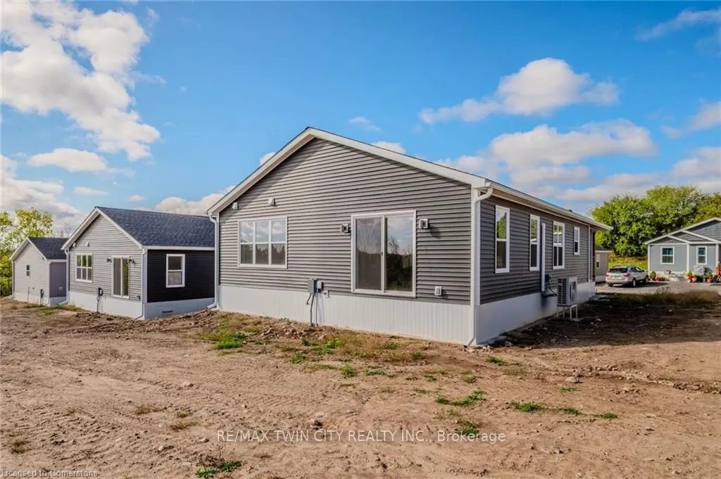 1085 Concession 10 Road W, #Lot R
