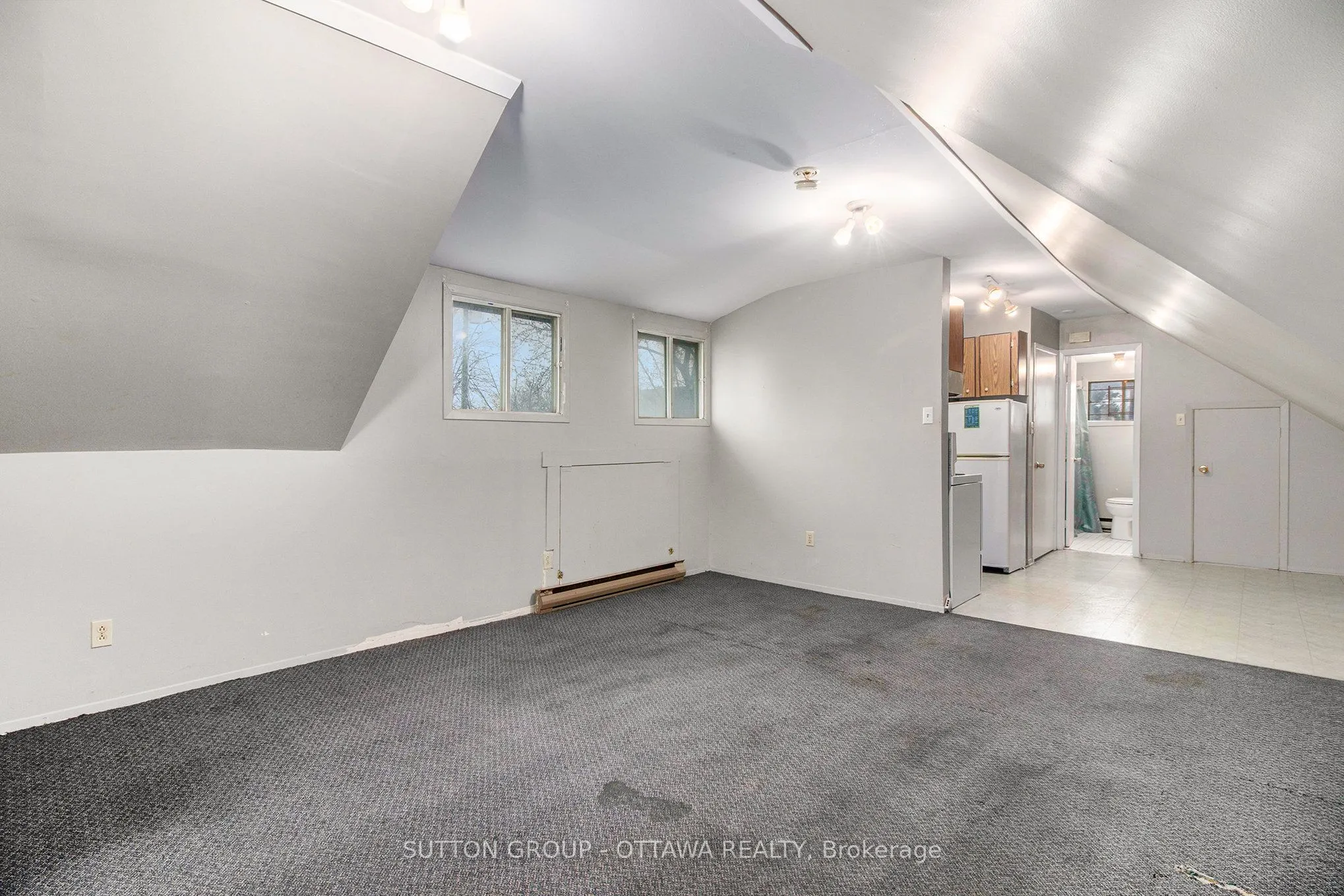 397 MONTREAL Road