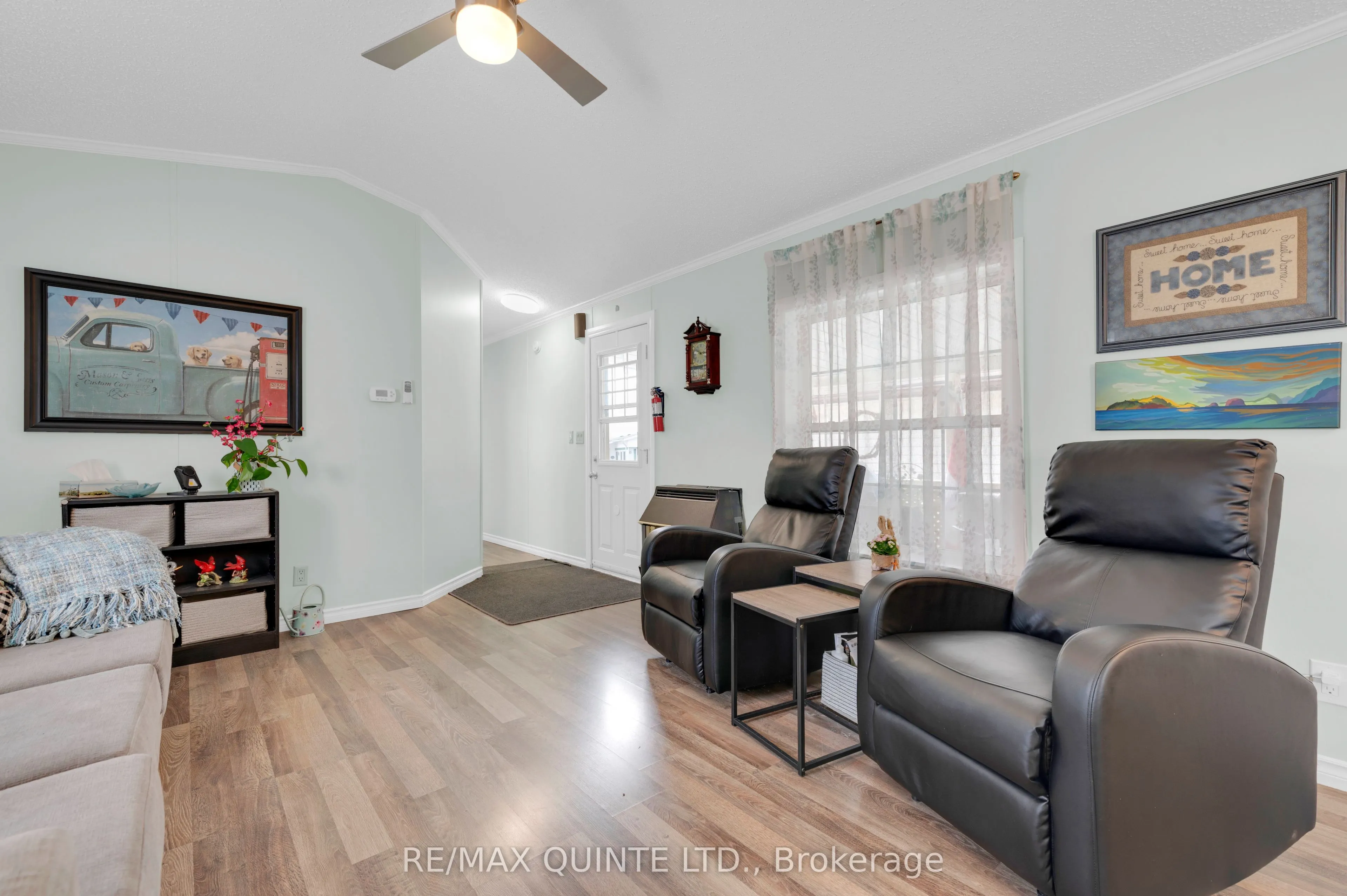 311 Dundas Street E #18