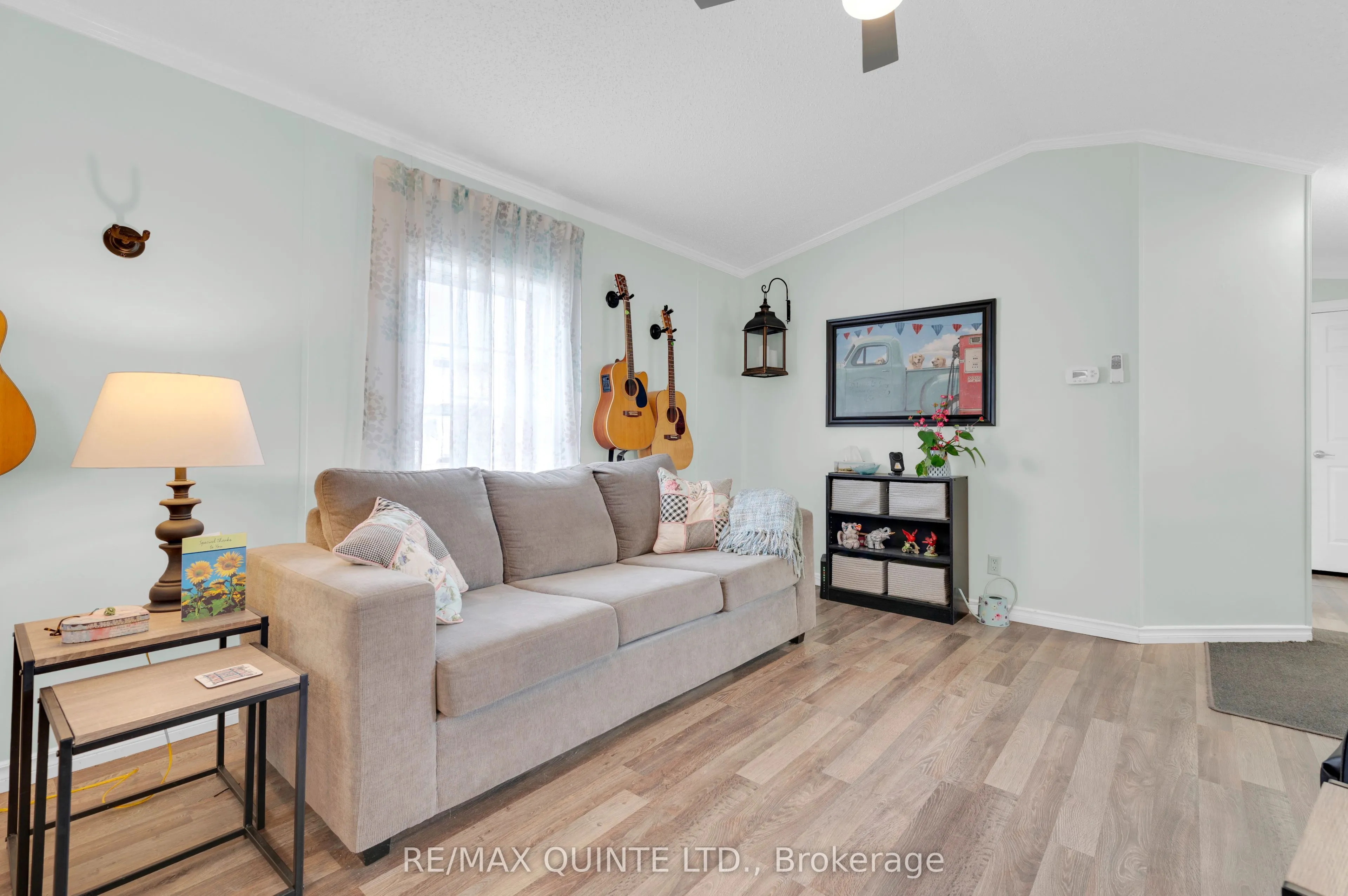 311 Dundas Street E #18