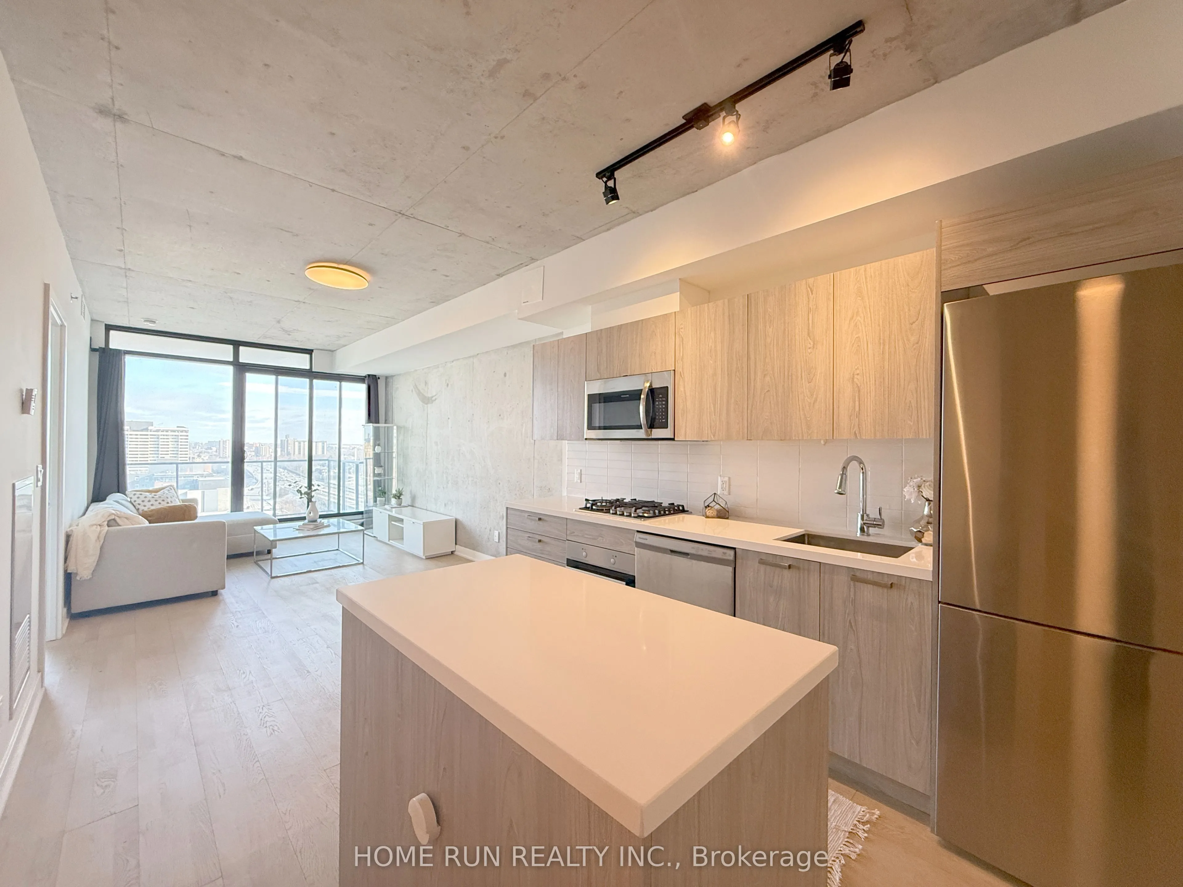 203 Catherine Street #1208
