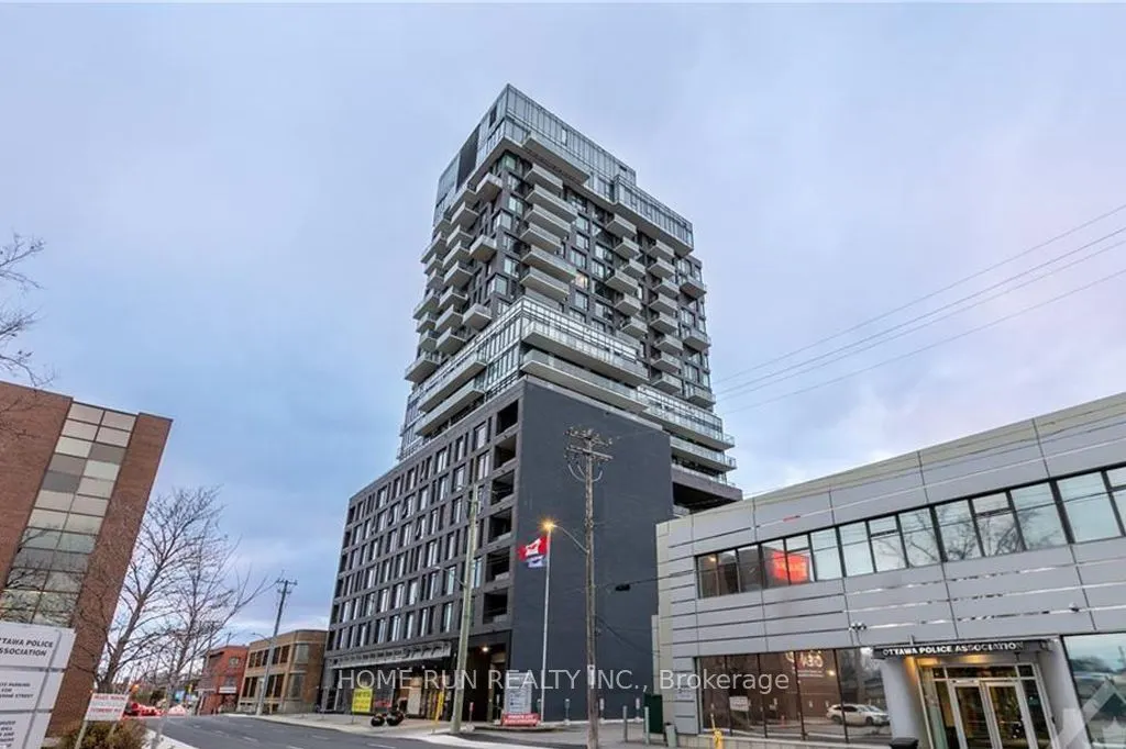 203 Catherine Street #1208