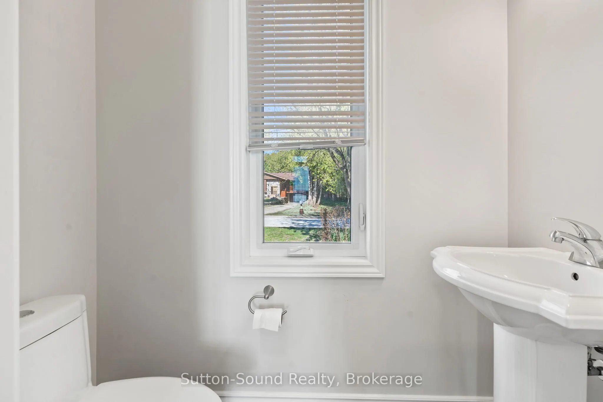 339605 Presqu'ile Road