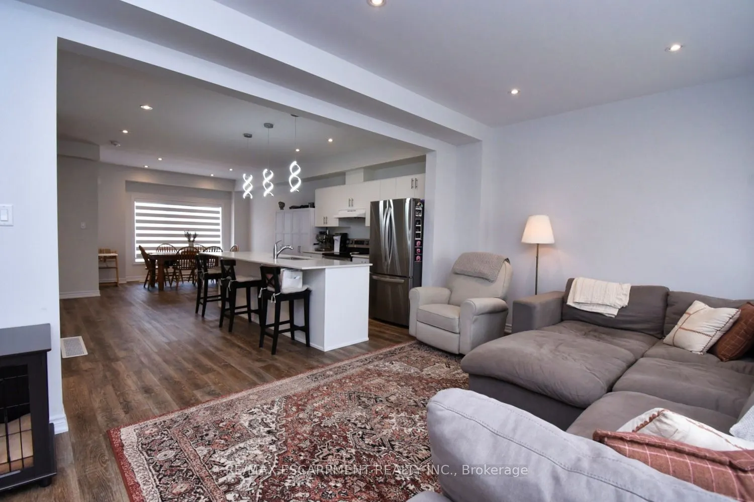 187 Wilson Street W, #4