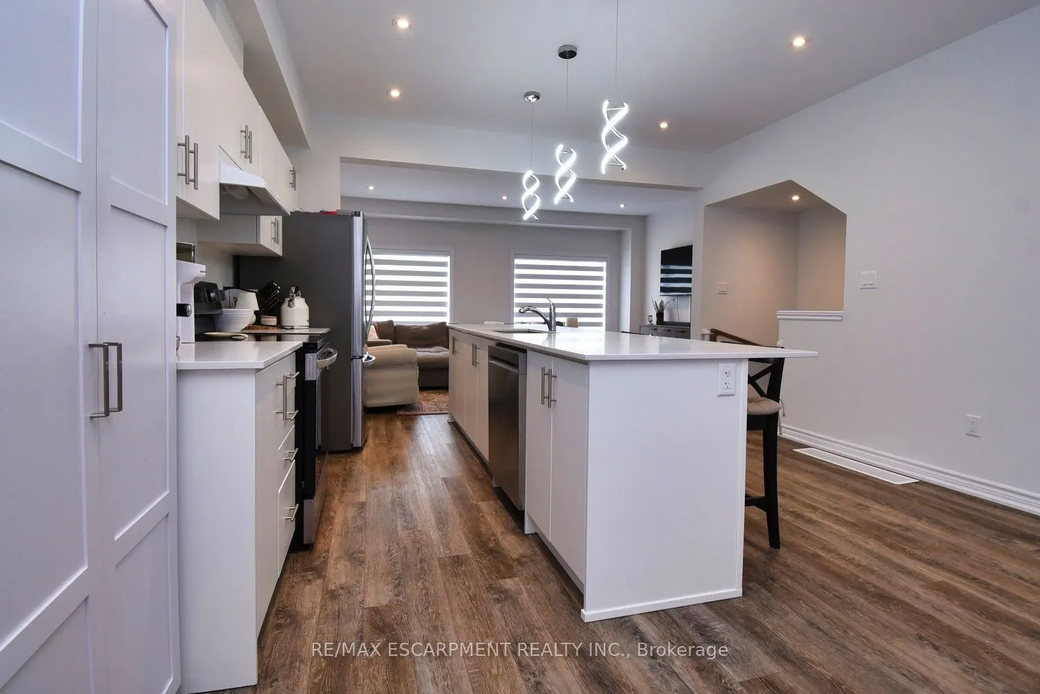 187 Wilson Street W, #4