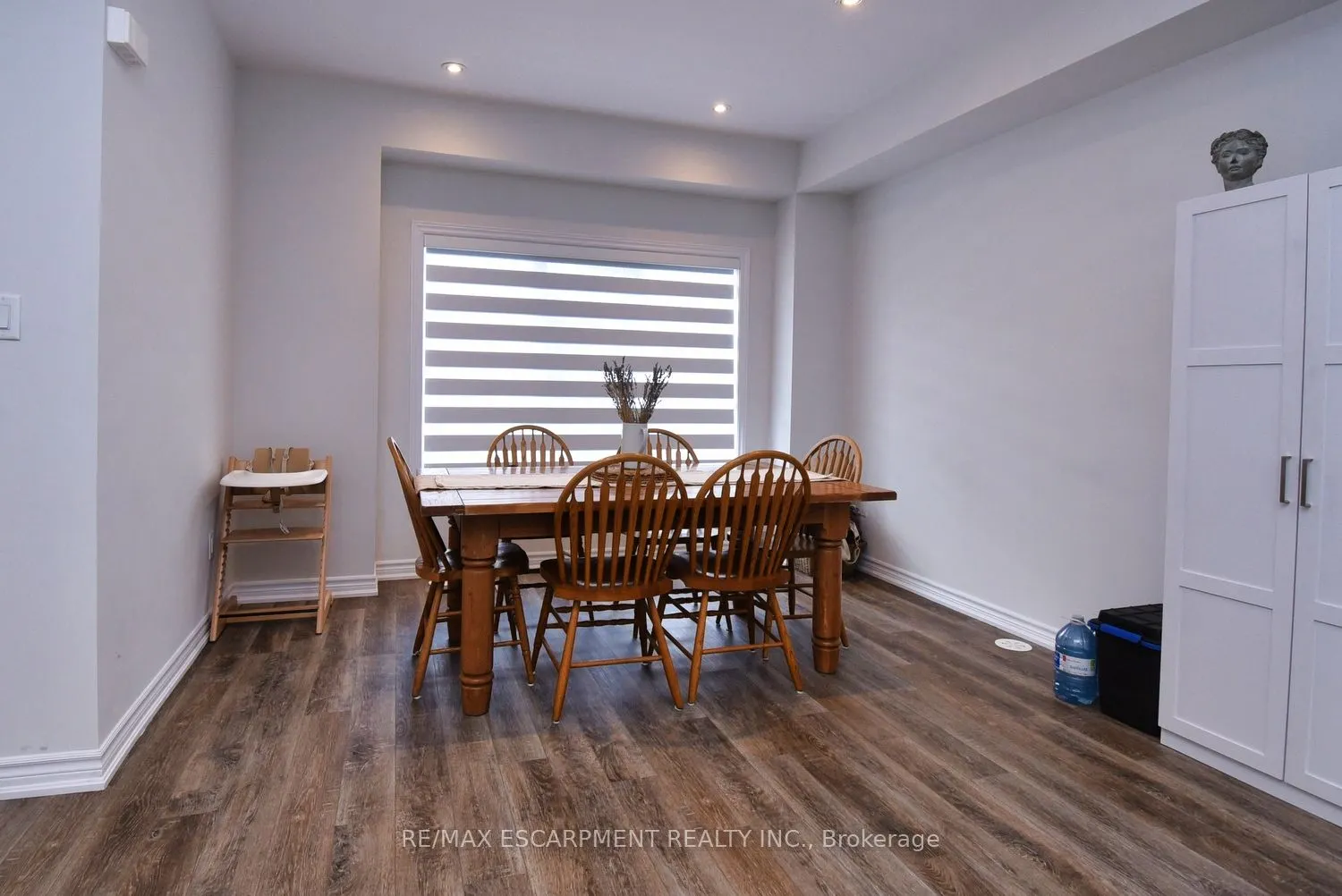 187 Wilson Street W, #4