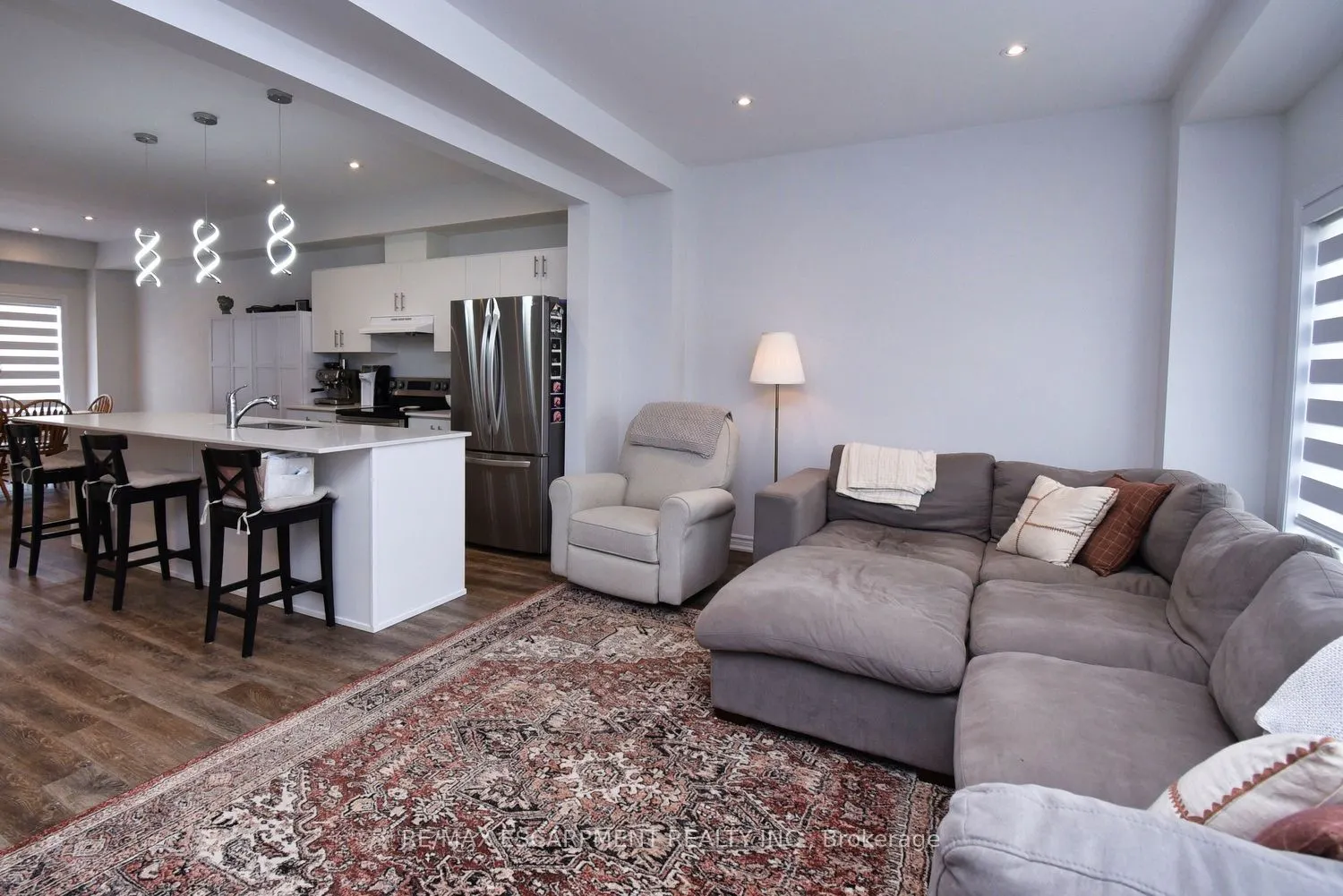 187 Wilson Street W, #4