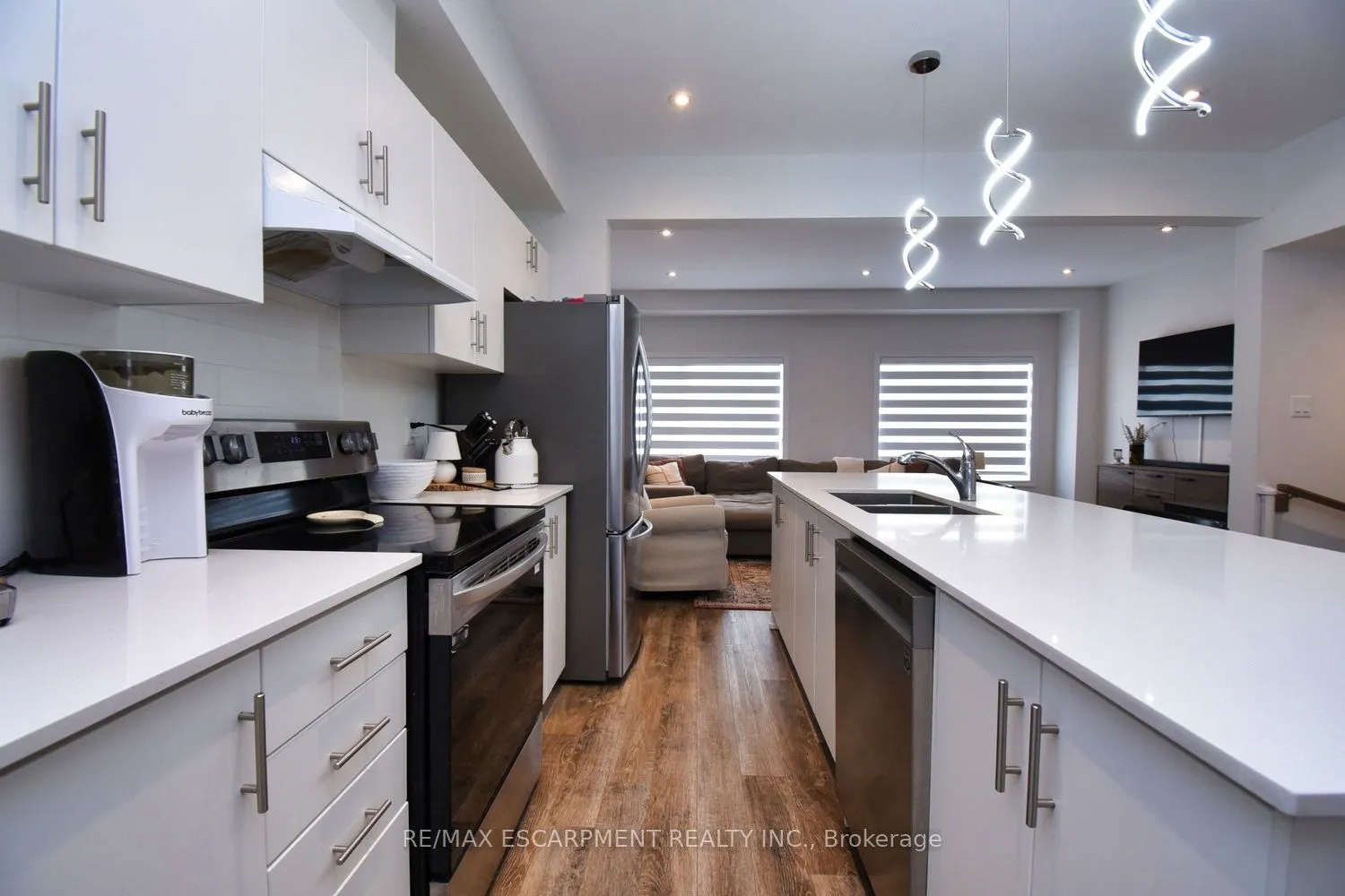 187 Wilson Street W, #4