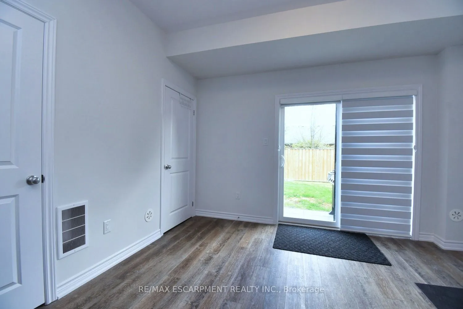 187 Wilson Street W, #4