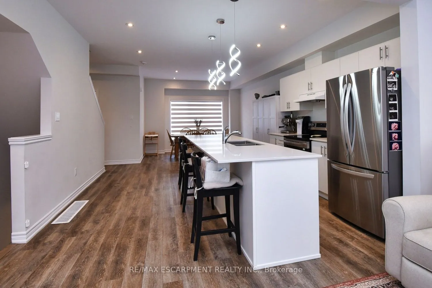 187 Wilson Street W, #4