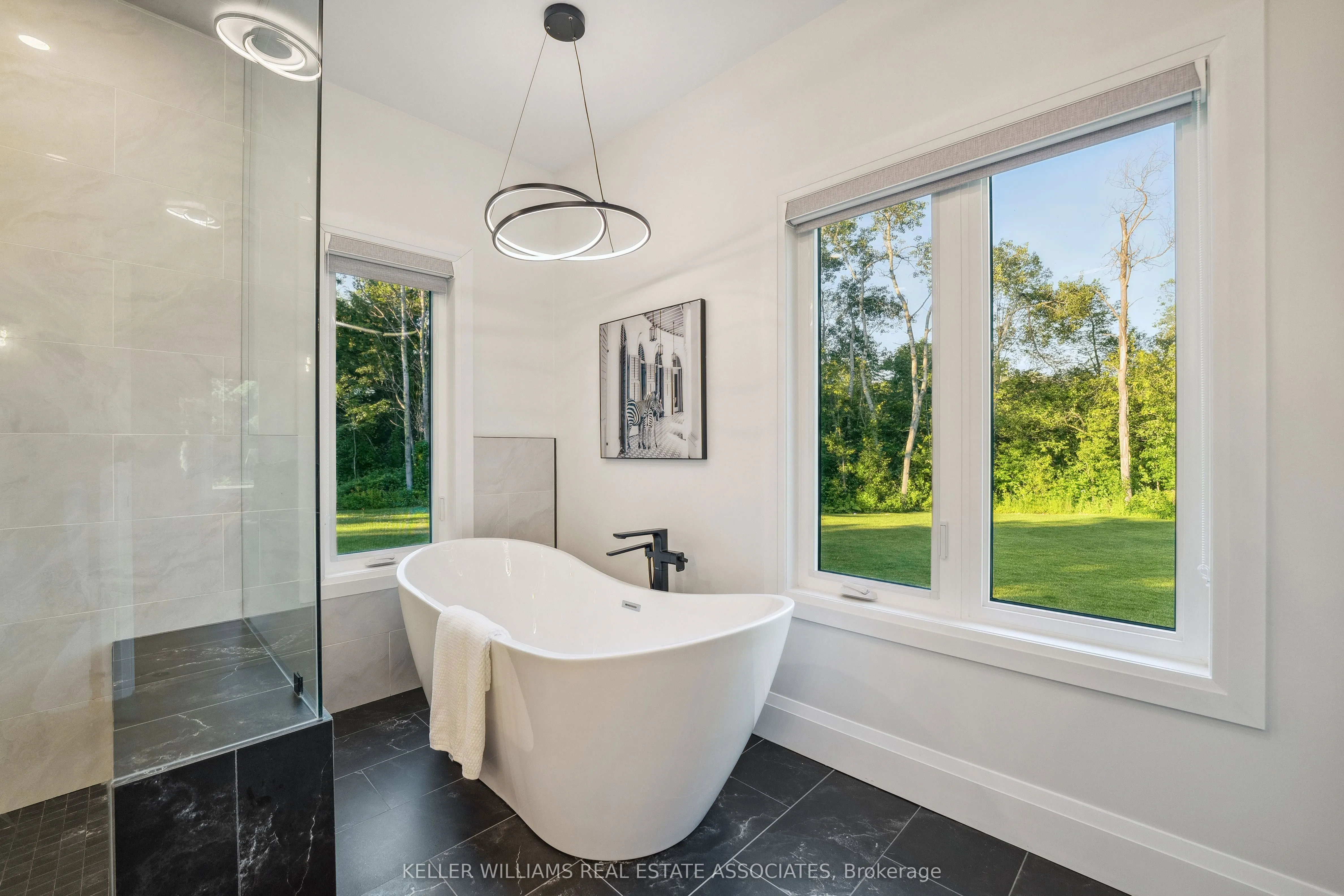 102 Concession 11 E