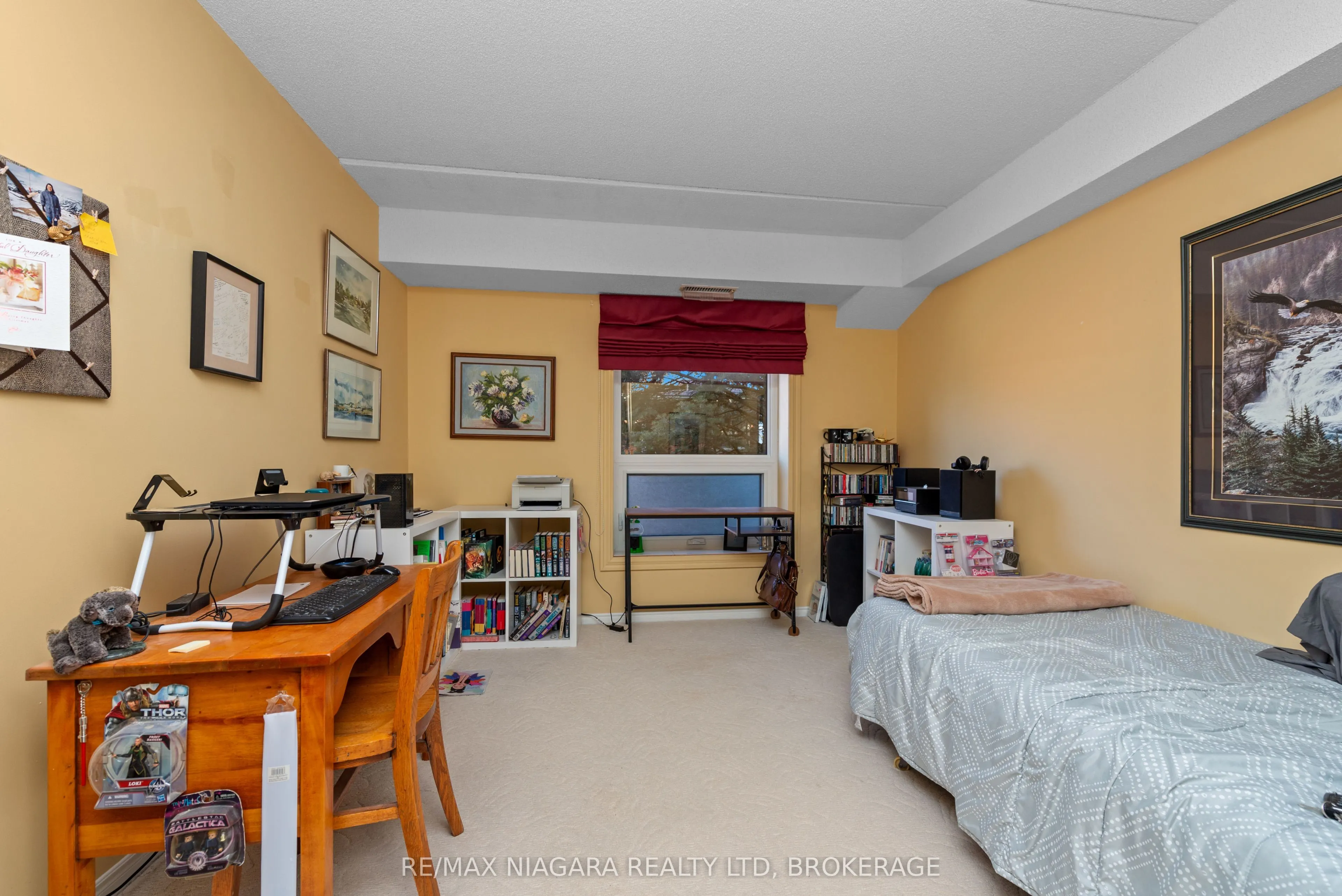 6704 Thorold Stone Road, #206