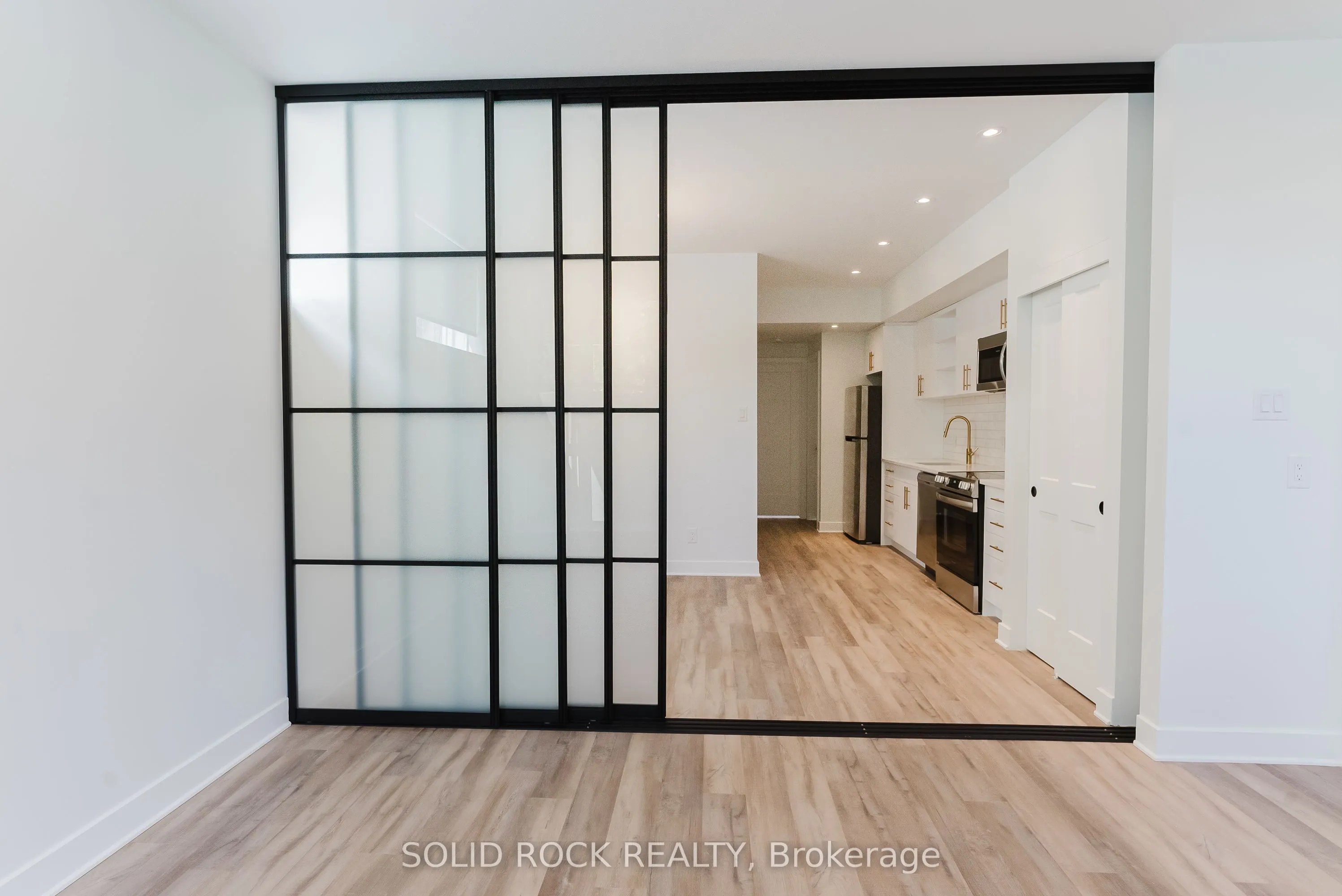 845 Champlain Street, #Unit 4 The Bowtie