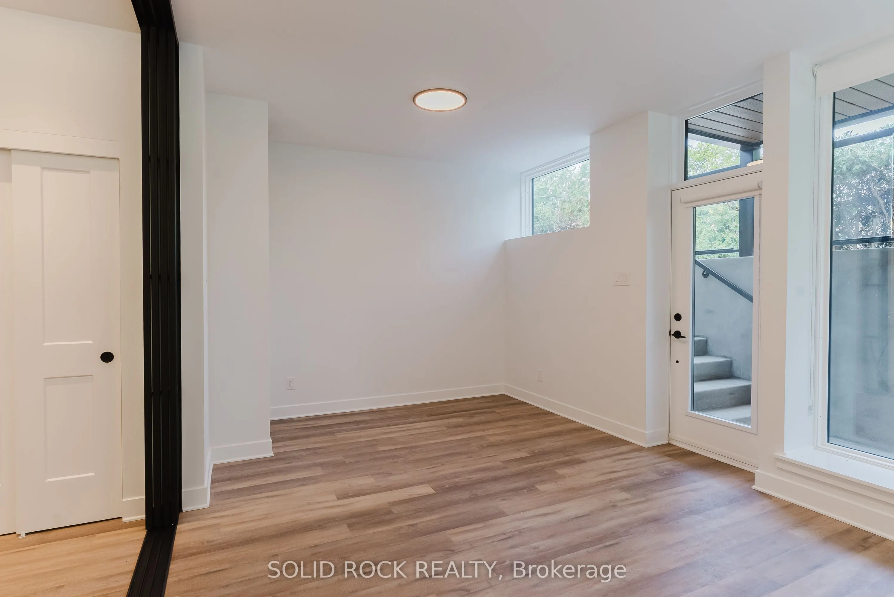 845 Champlain Street, #Unit 4 The Bowtie