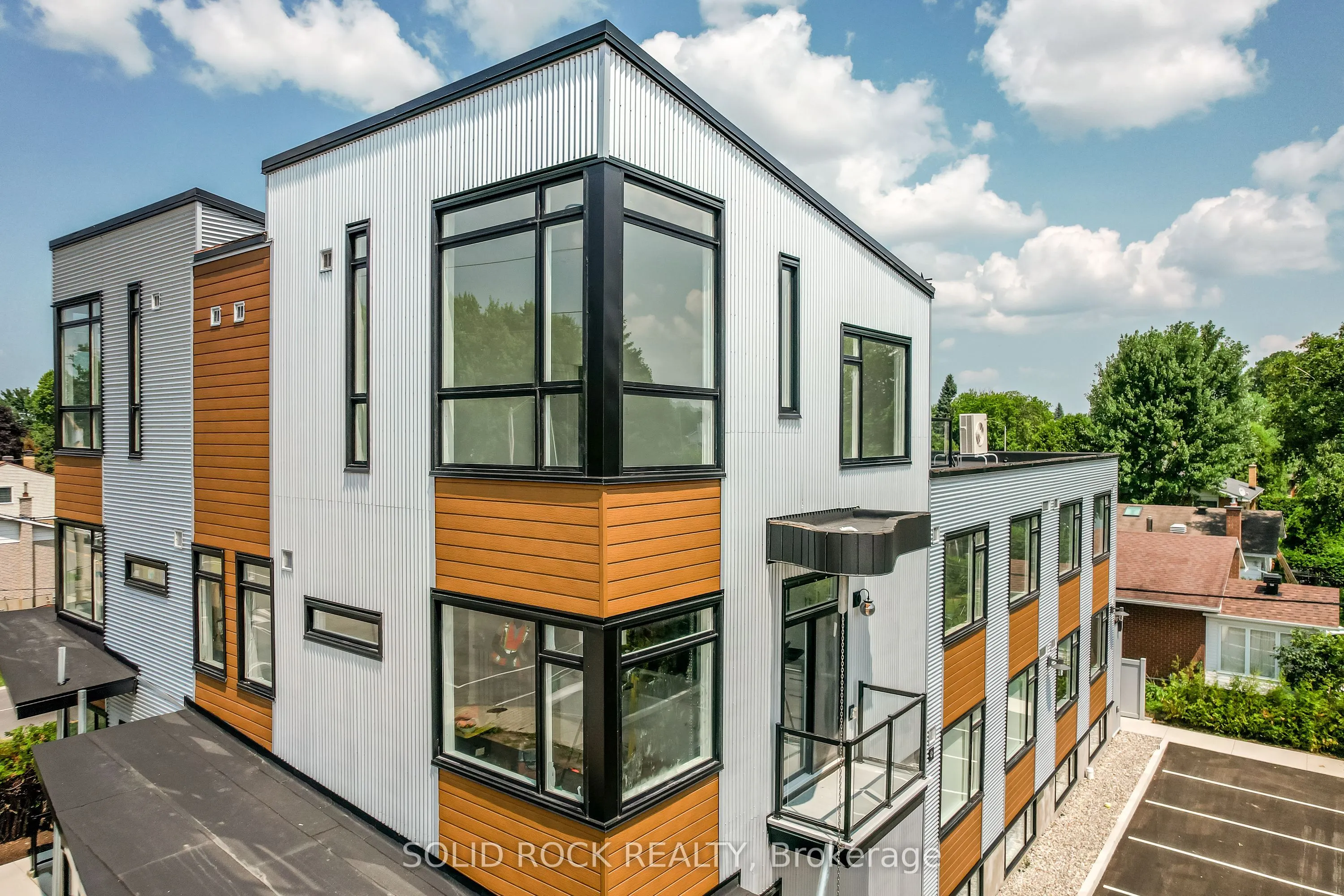 845 Champlain Street, #Unit 9 The Butterfly