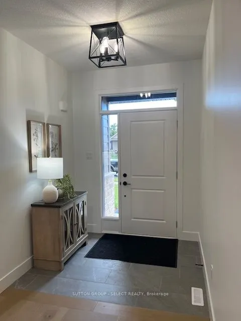 148 FOXBOROUGH Place