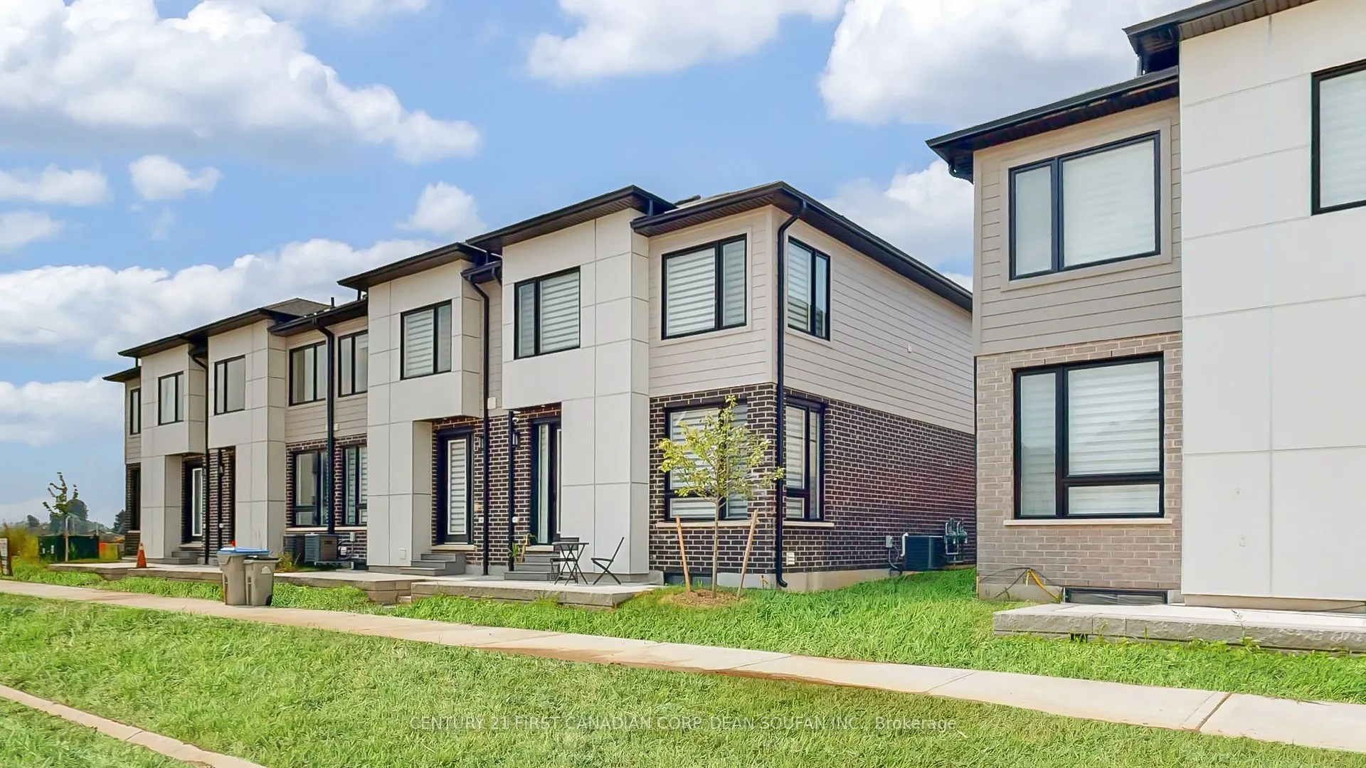 175 DOAN Drive #107