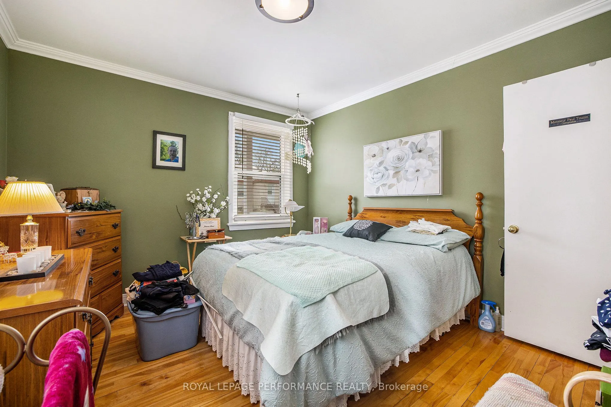 327-329 Shakespeare Street