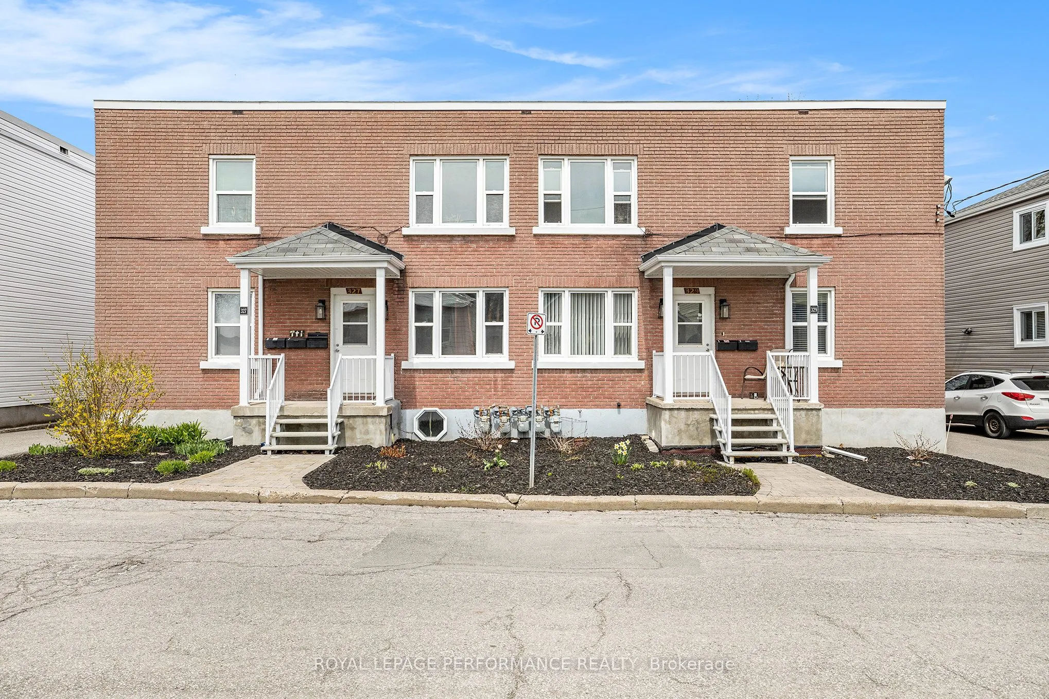 327-329 Shakespeare Street