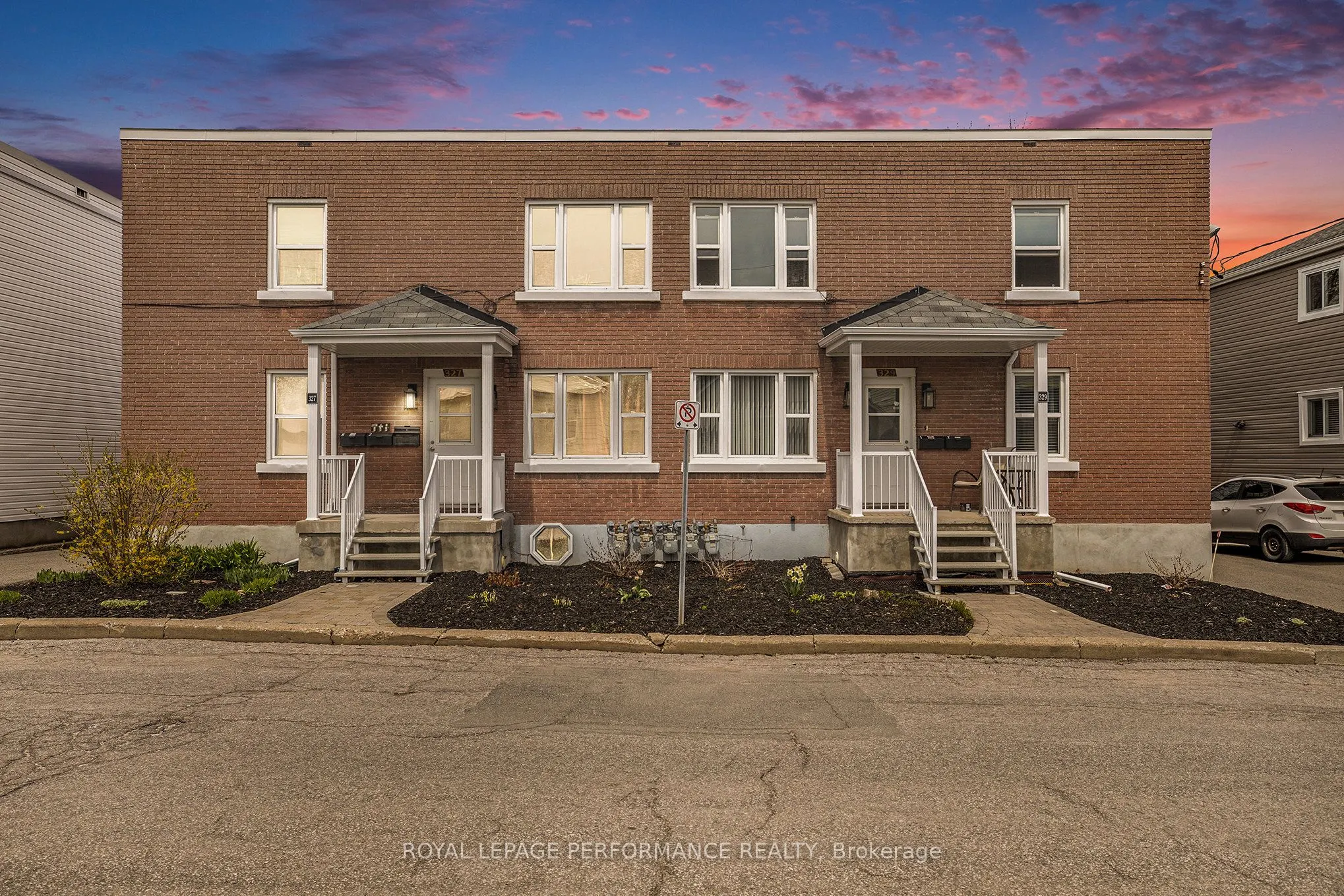 327-329 Shakespeare Street