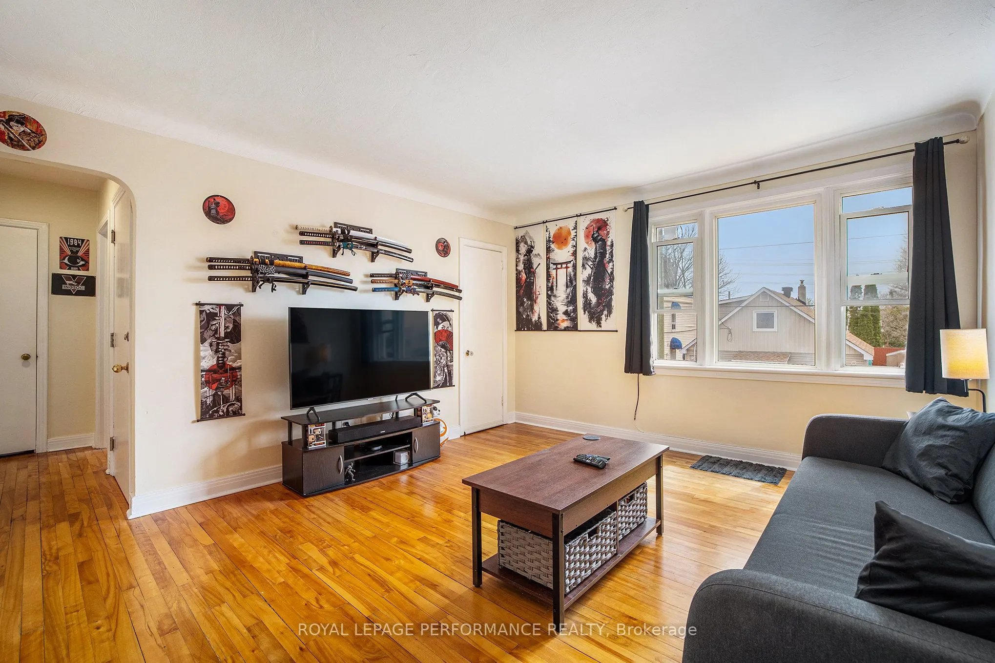 327-329 Shakespeare Street