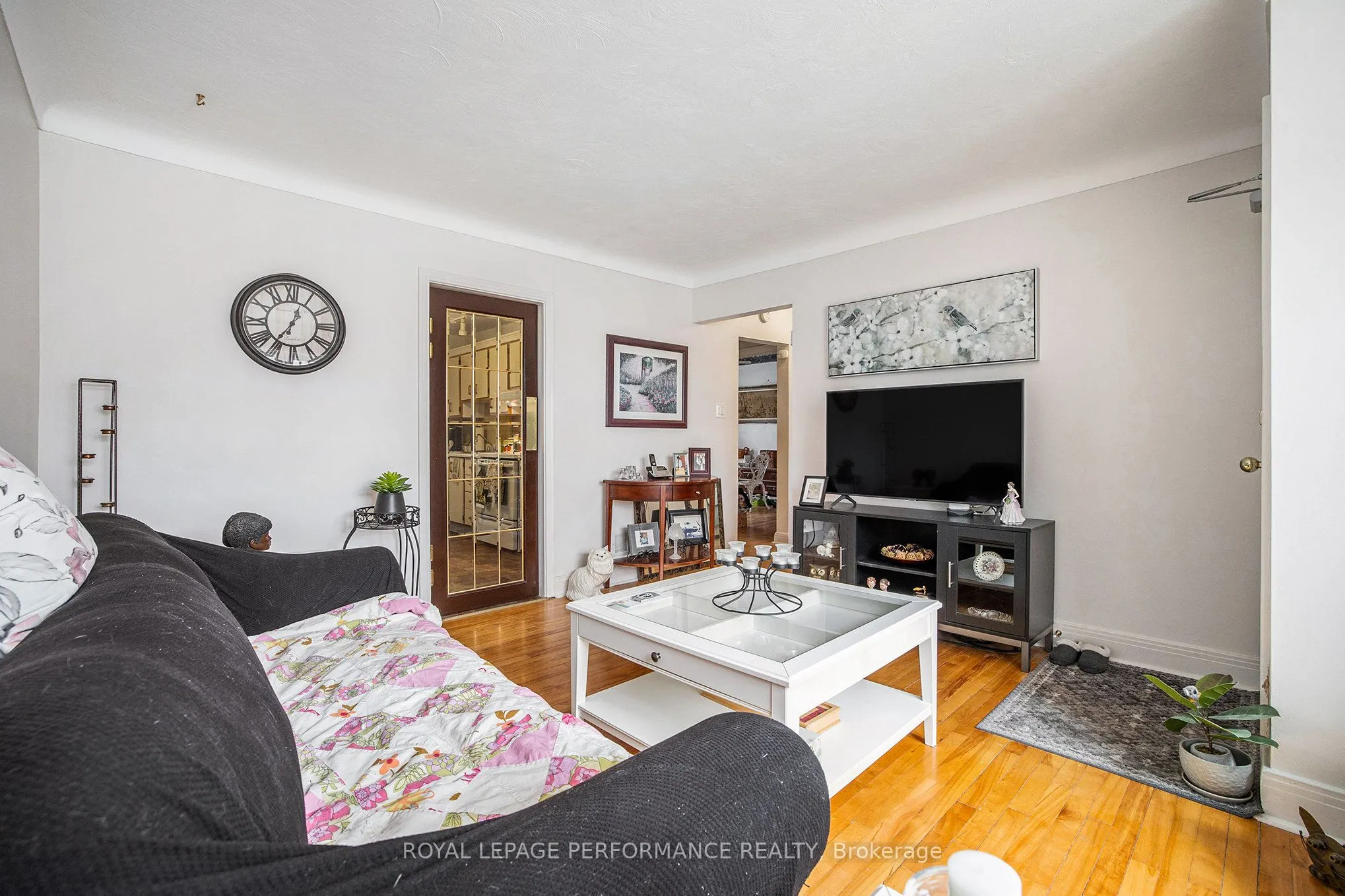 327-329 Shakespeare Street