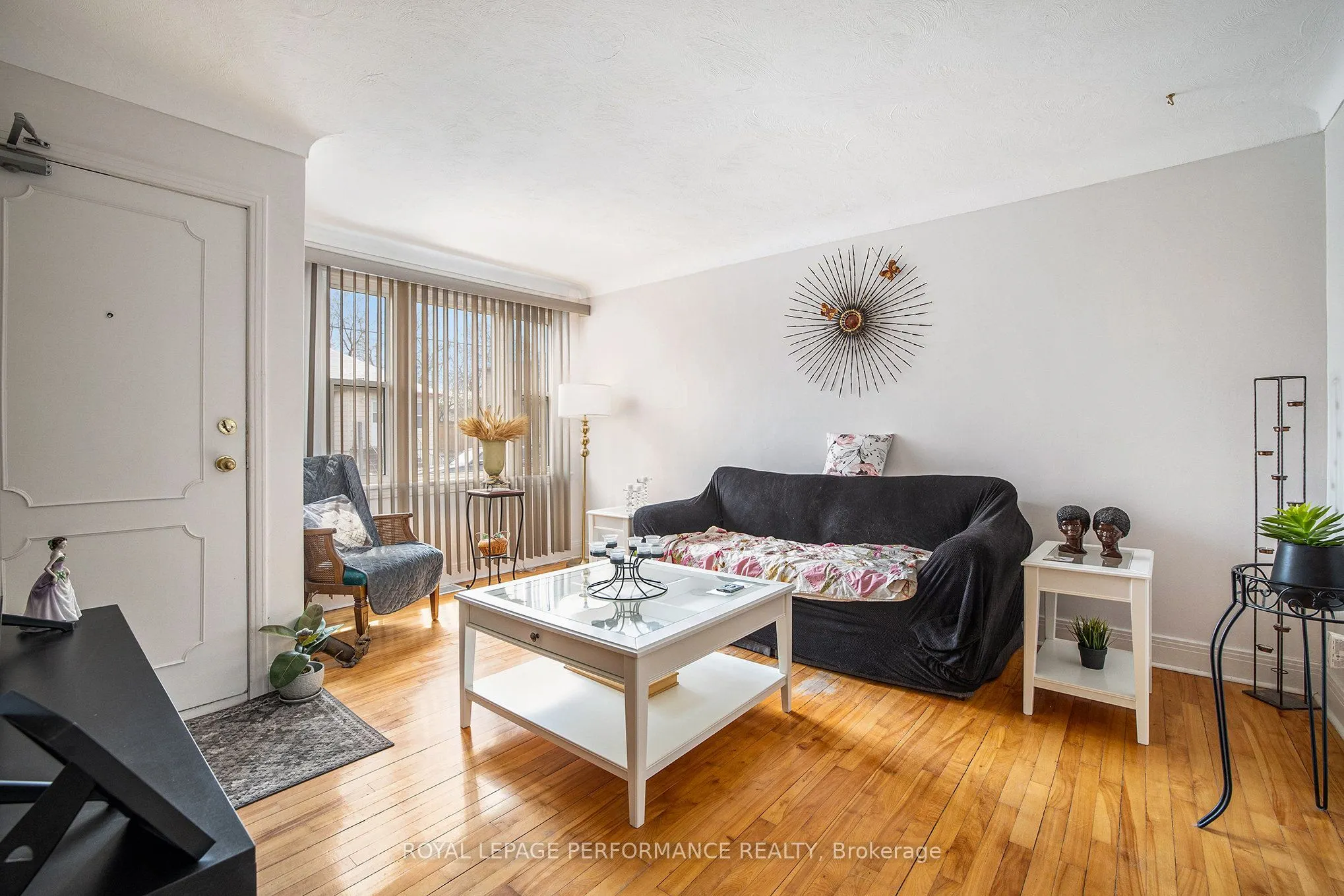 327-329 Shakespeare Street