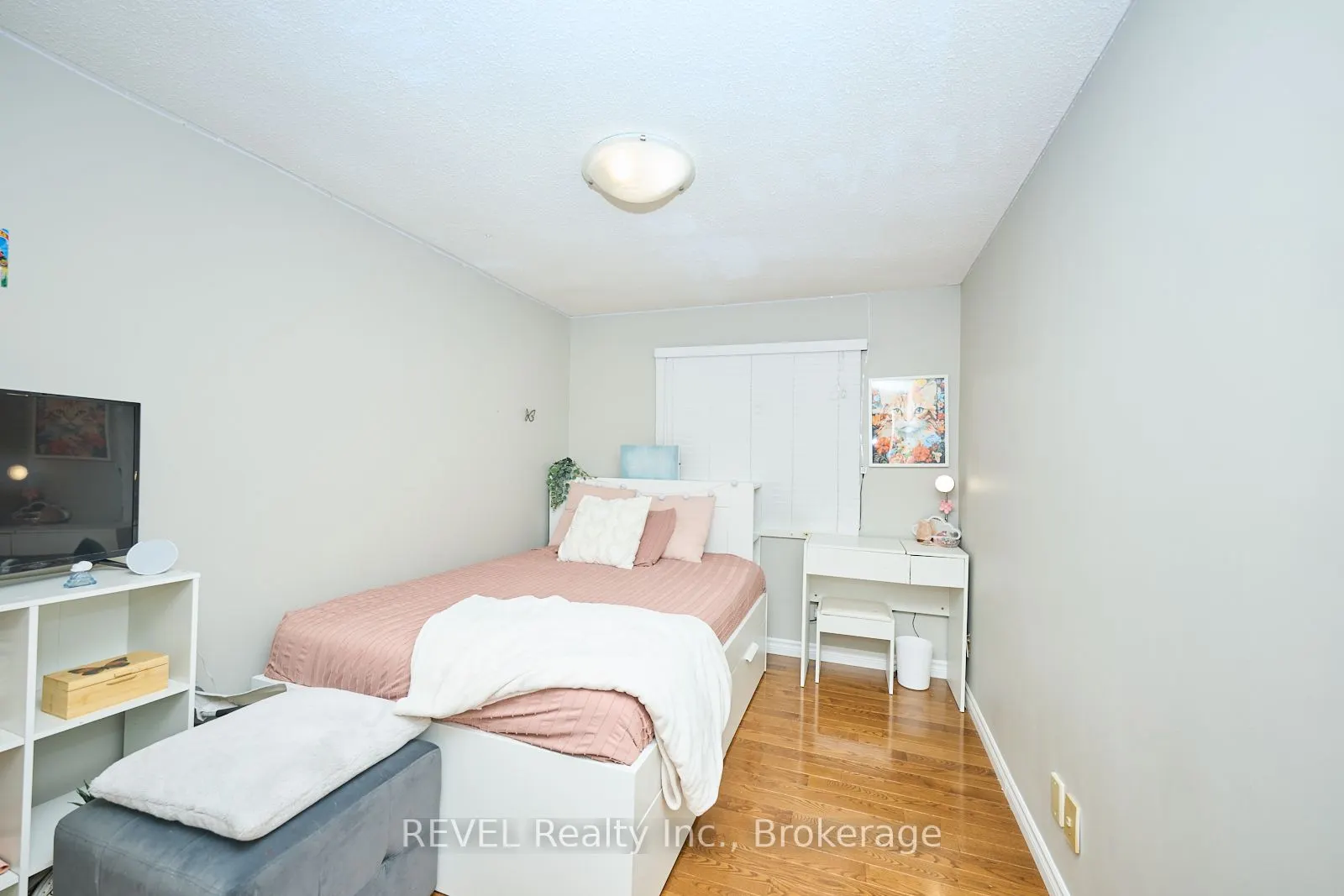 178 Scott Street, #19