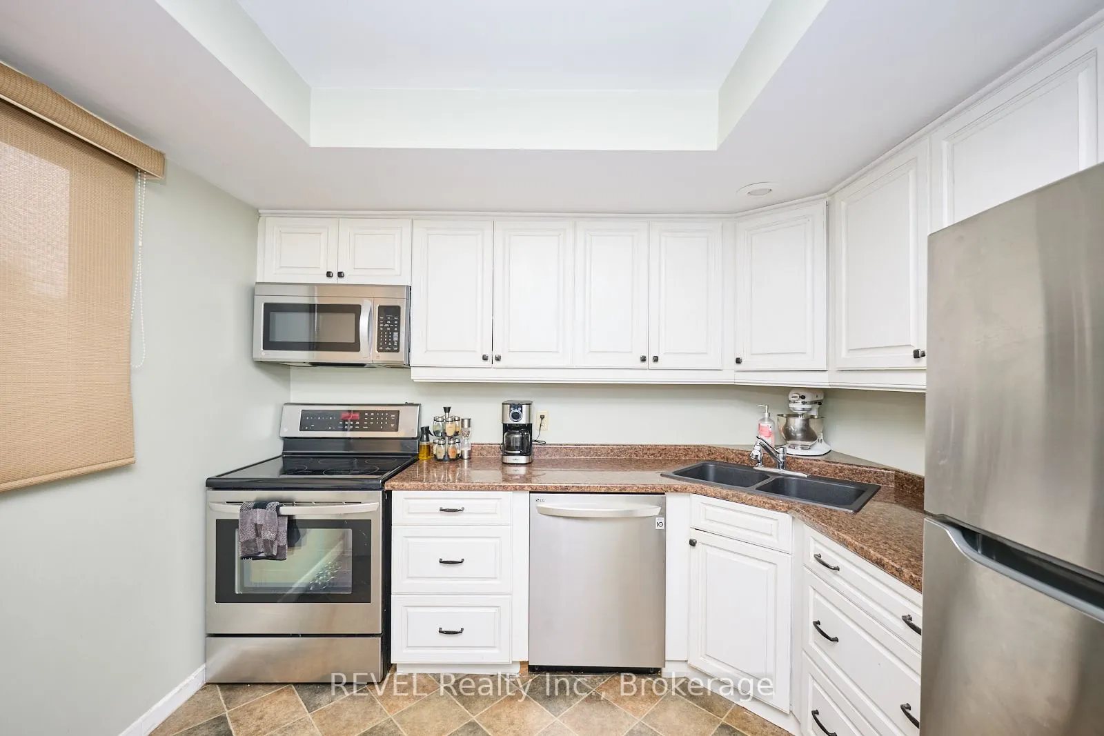 178 Scott Street, #19