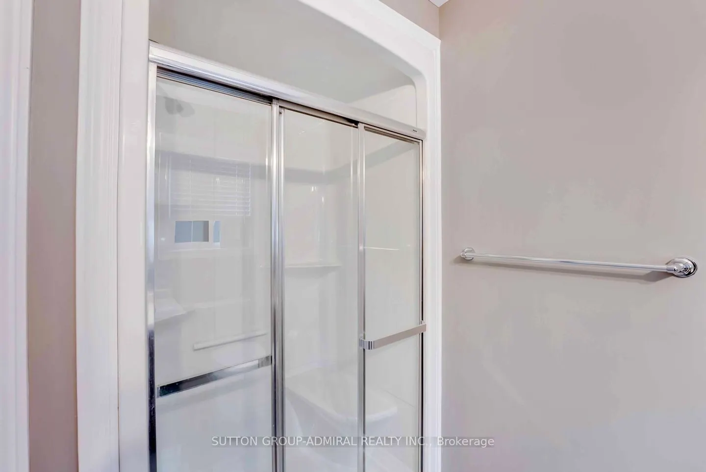 10 Bergenstein Crescent