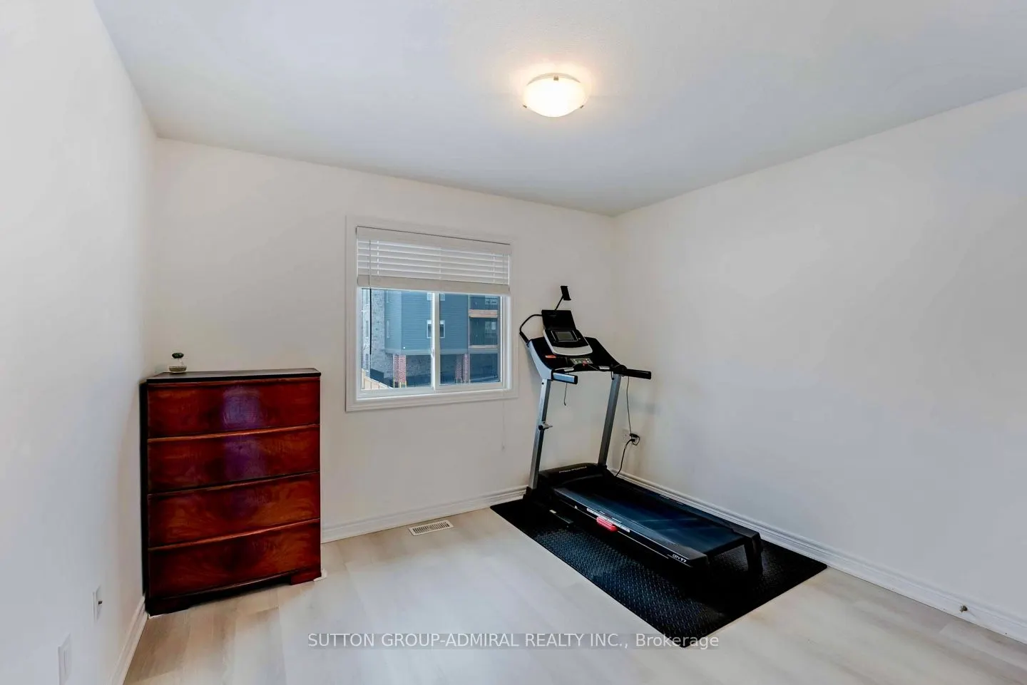 10 Bergenstein Crescent