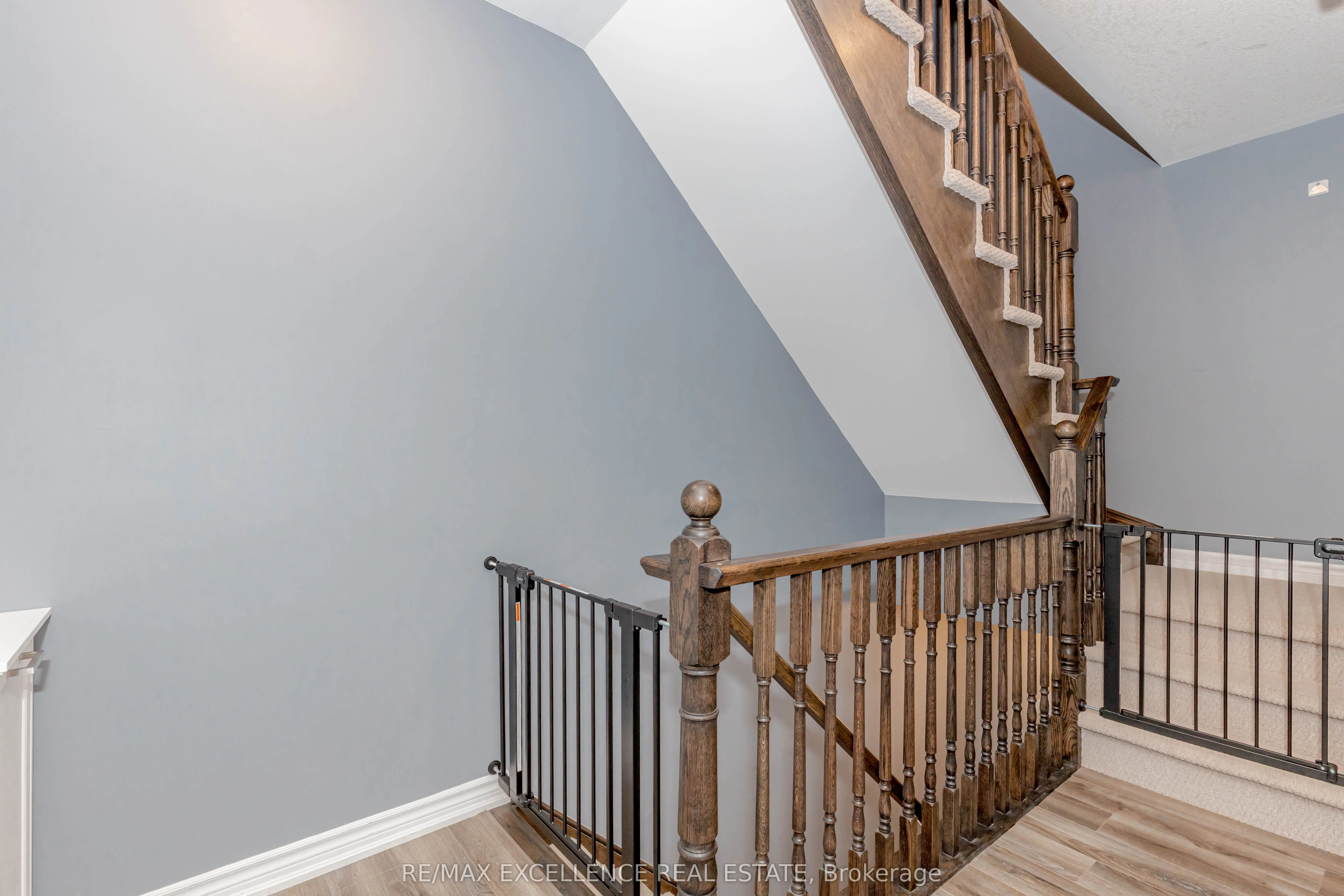 9 Hiscott Drive