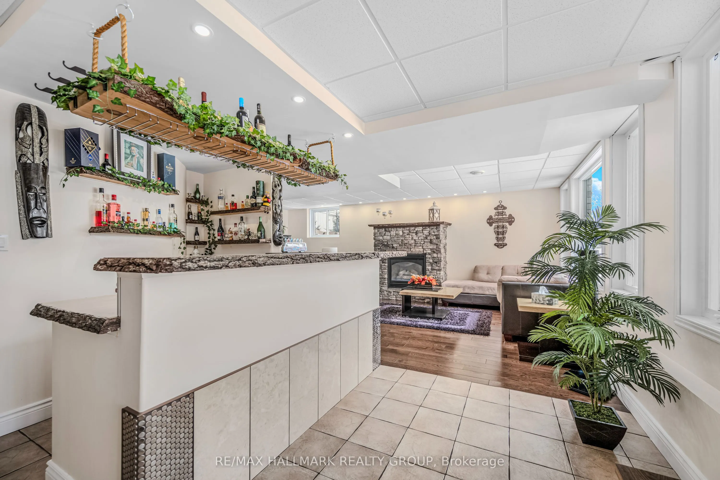 699 Ballycastle Crescent