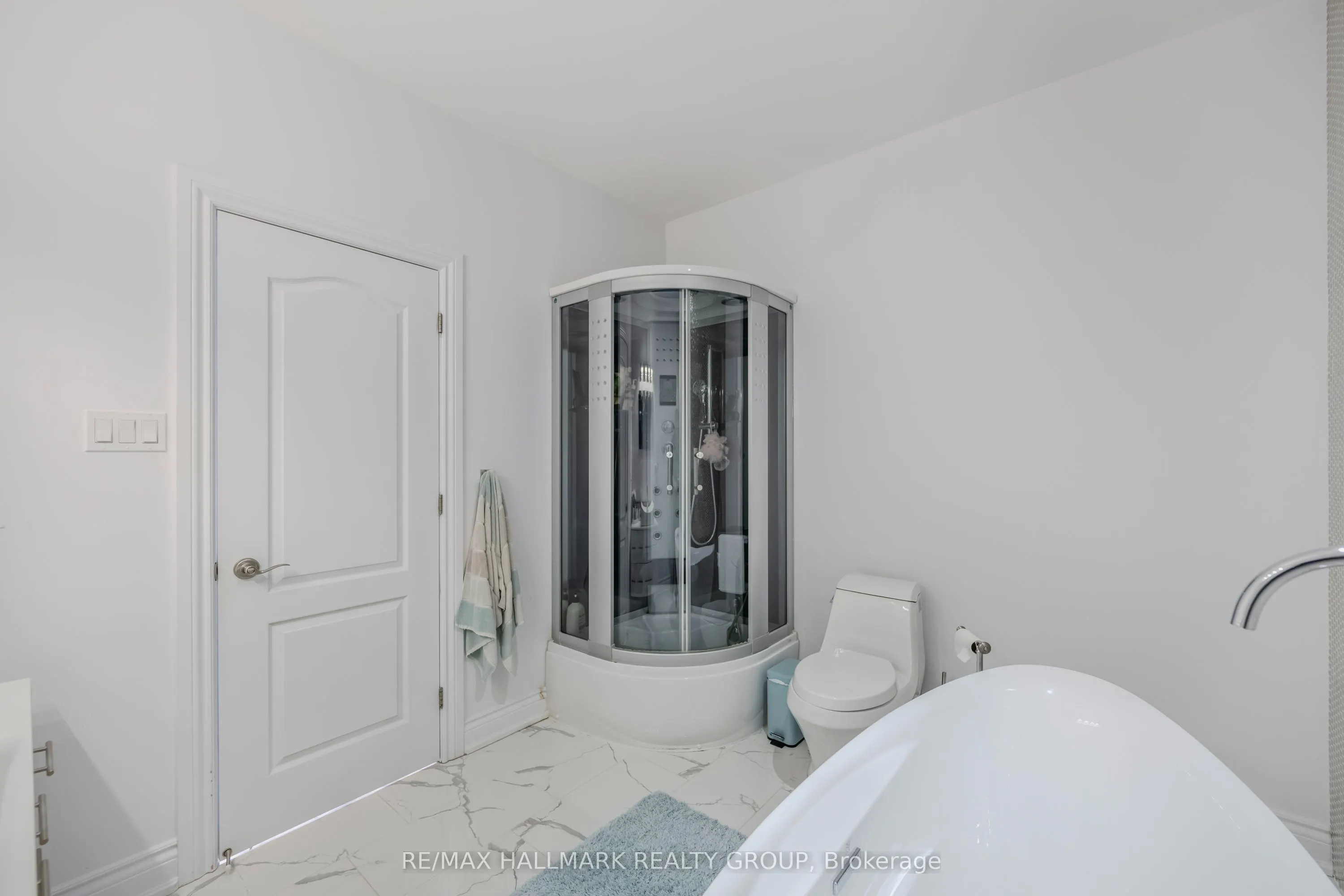 699 Ballycastle Crescent