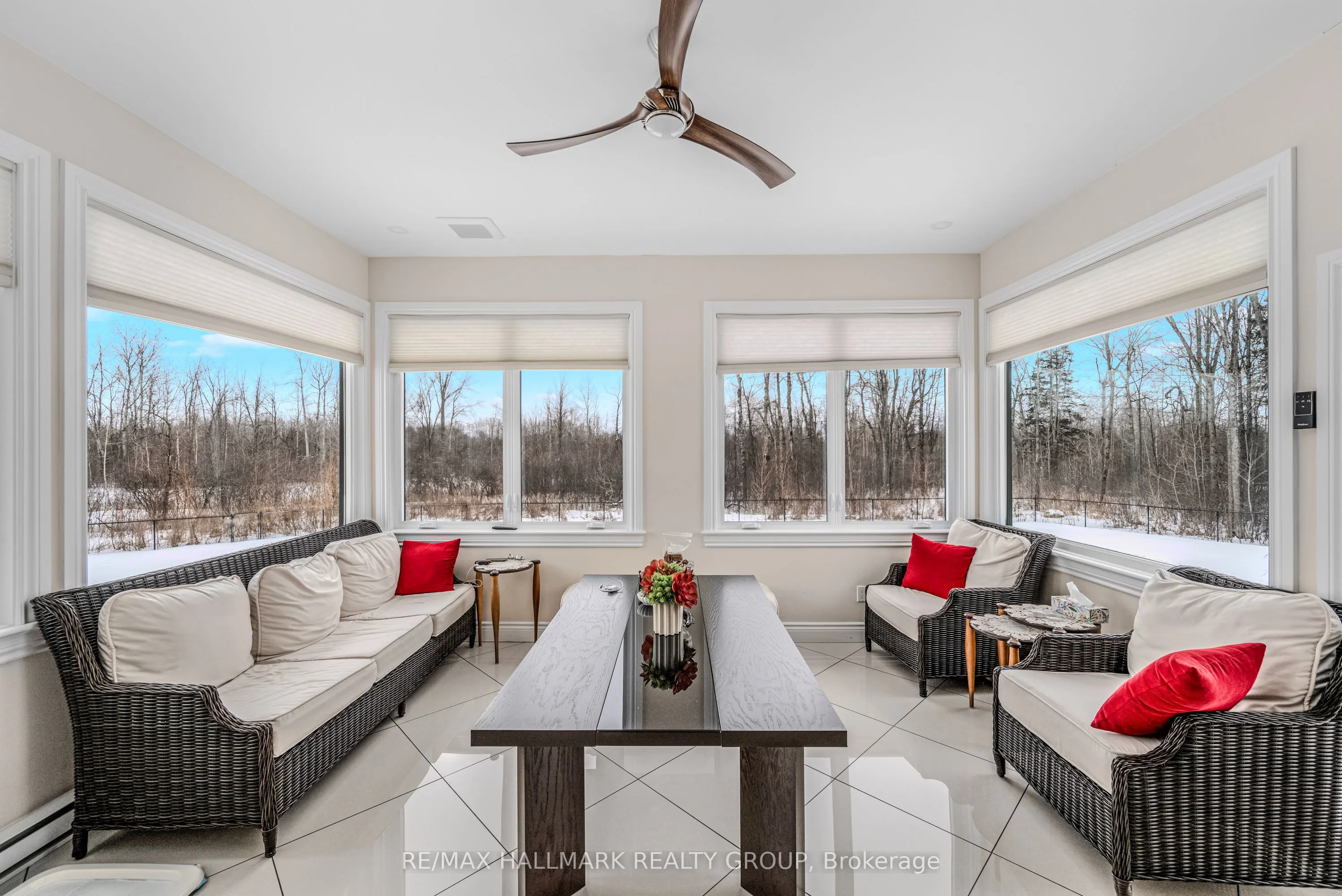 699 Ballycastle Crescent