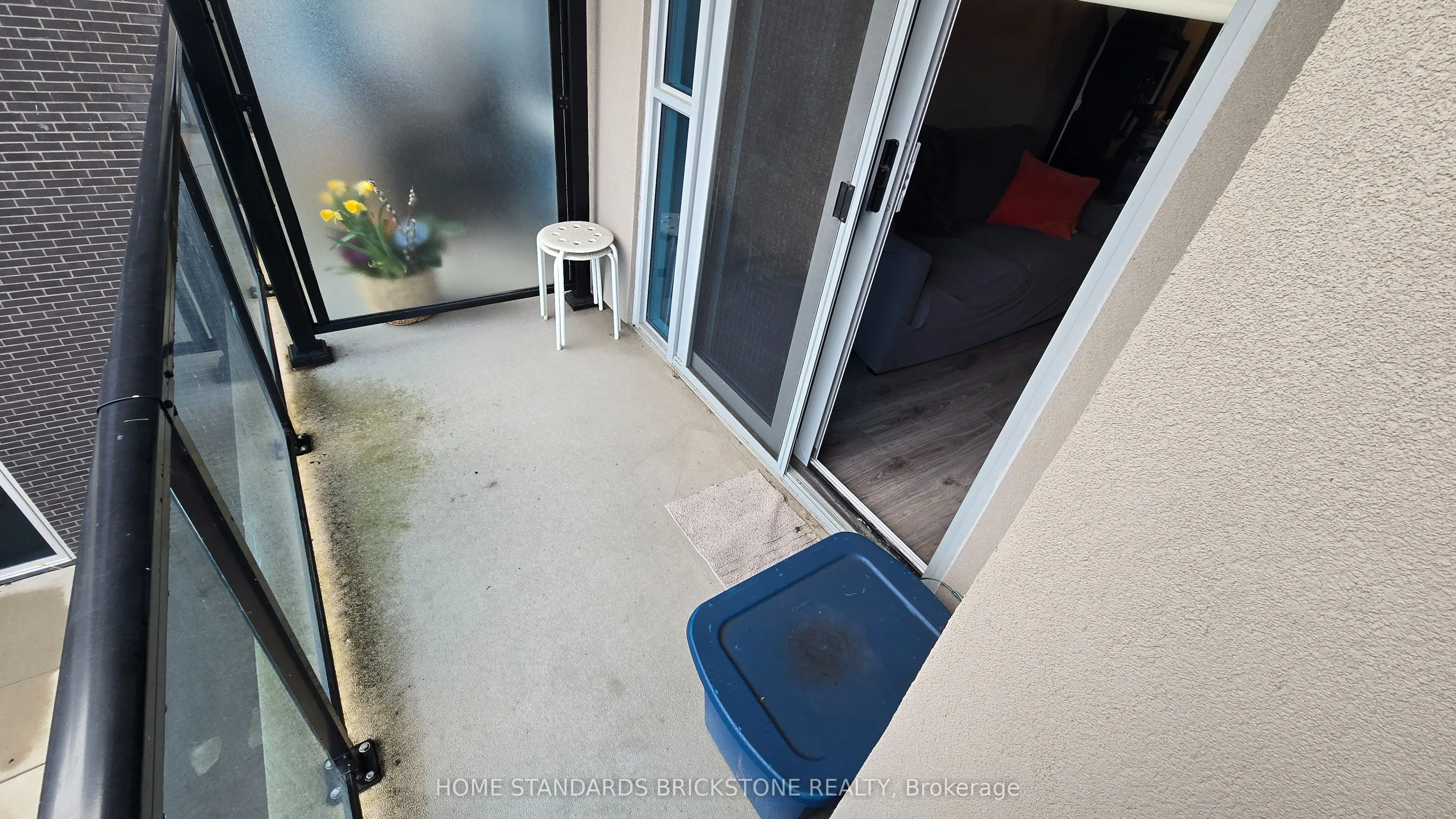 10 Concord Place, #323