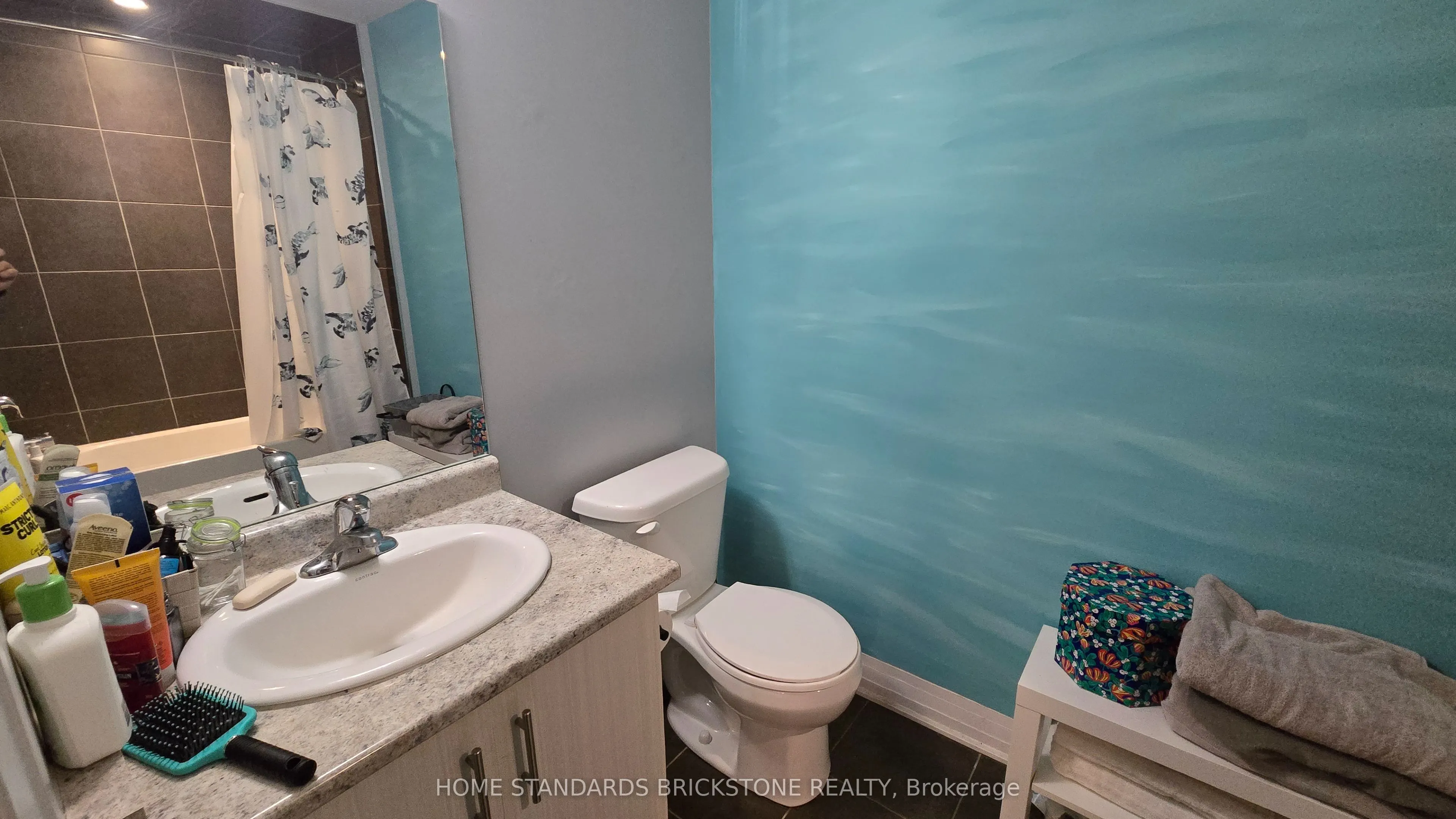 10 Concord Place, #323