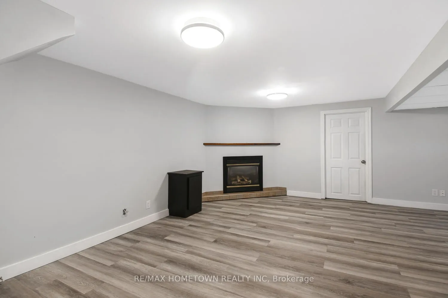 4 Otter Drive