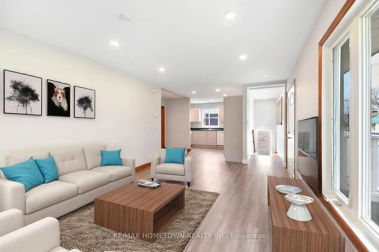 4 Otter Drive
