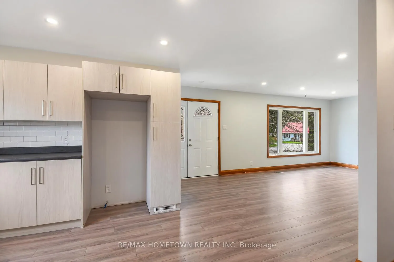4 Otter Drive