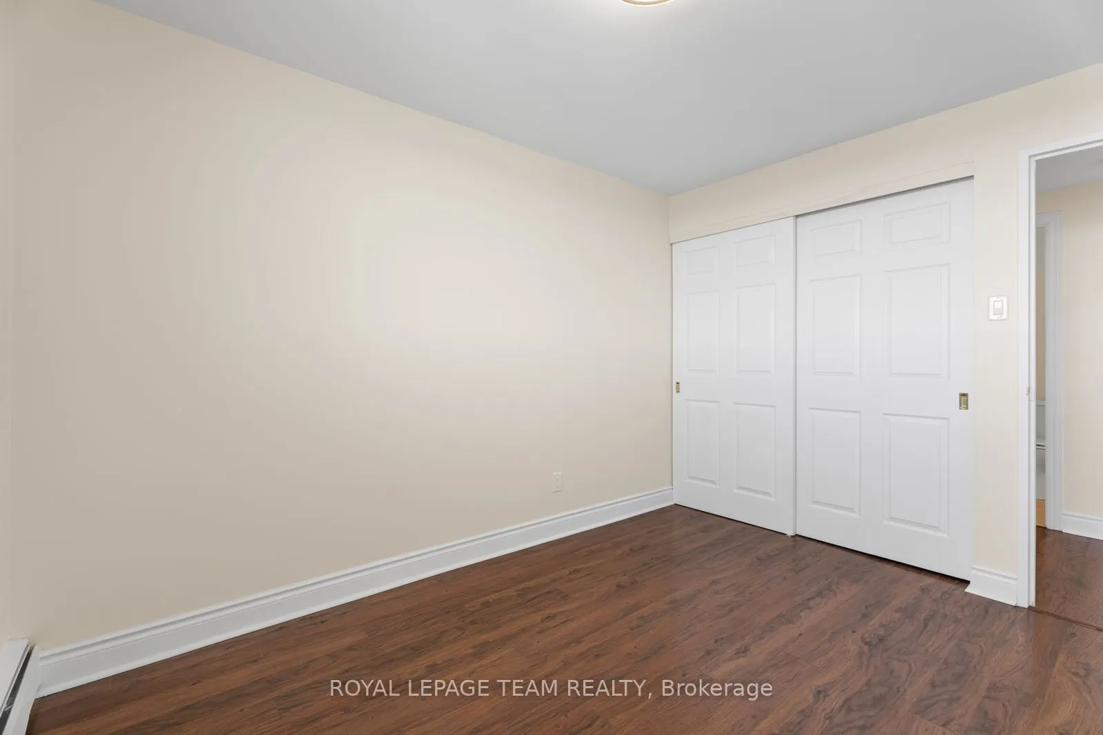 415 Greenview Avenue, #2004