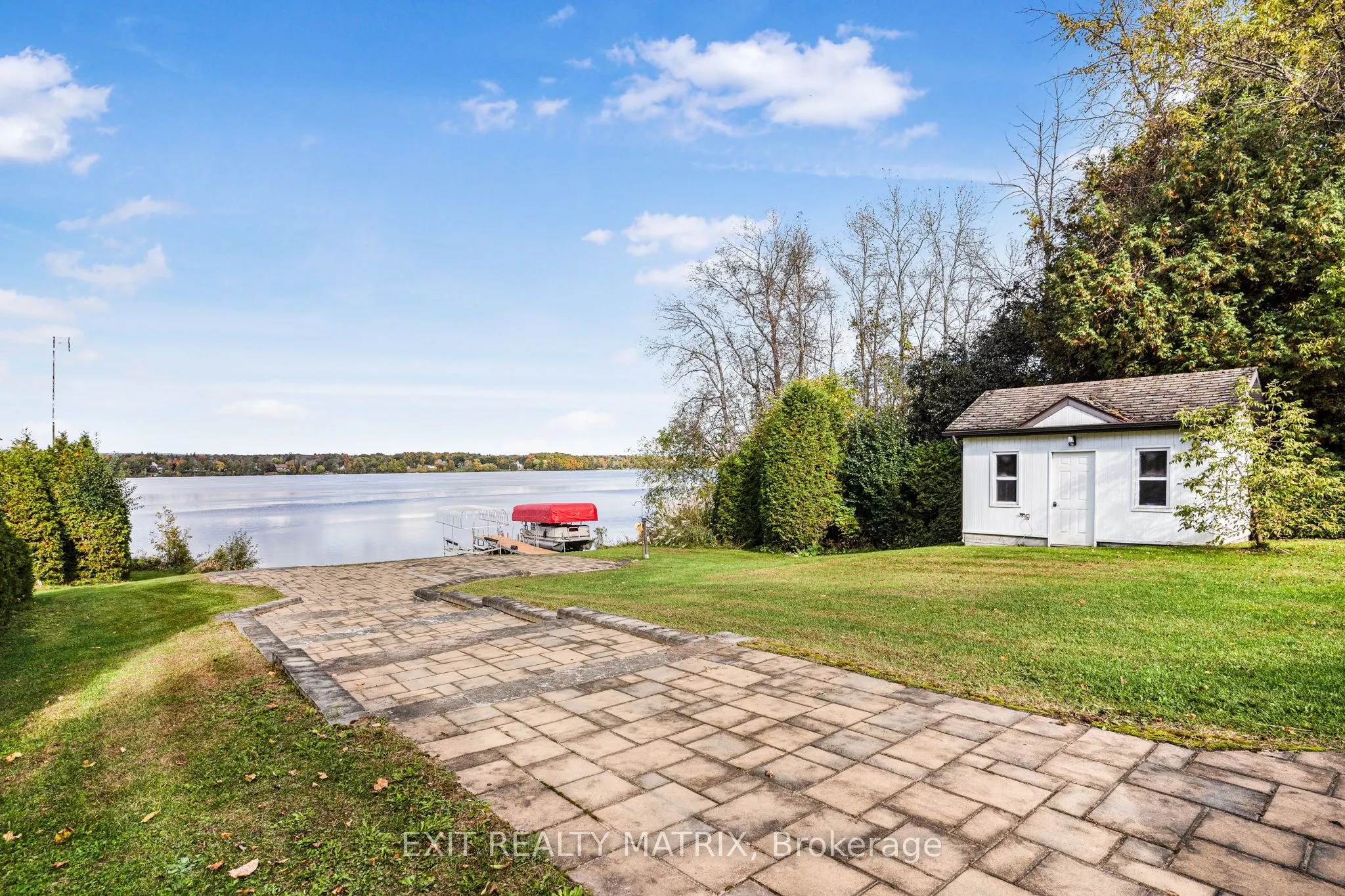 362 MENARD Street