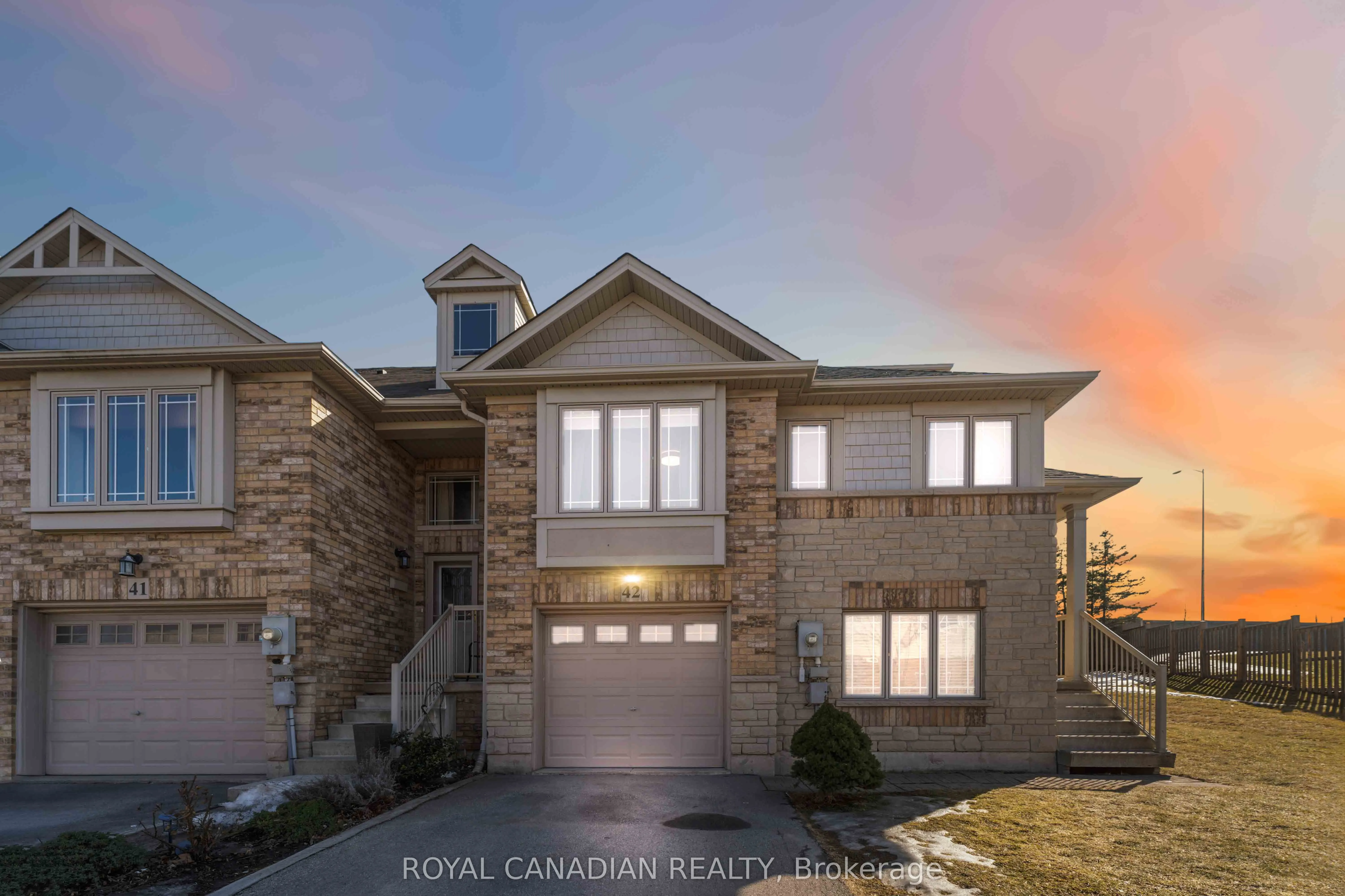 242 Upper Mount Albion Road, #42